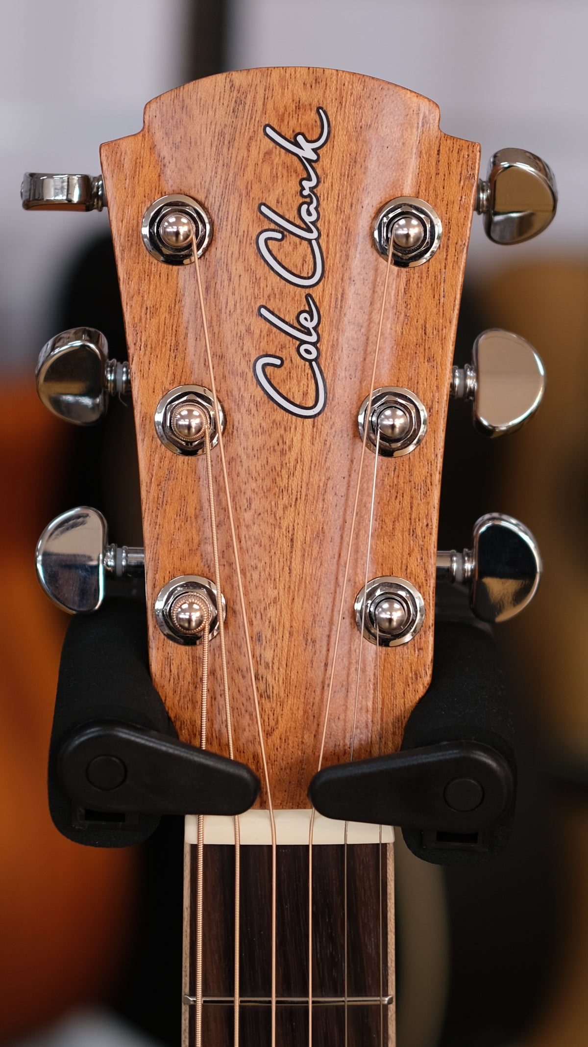 Cole Clark Studio Grand Auditorium Acoustic Electric Guitar with Deluxe Gig Bag (All Solid Camphor Laurel)