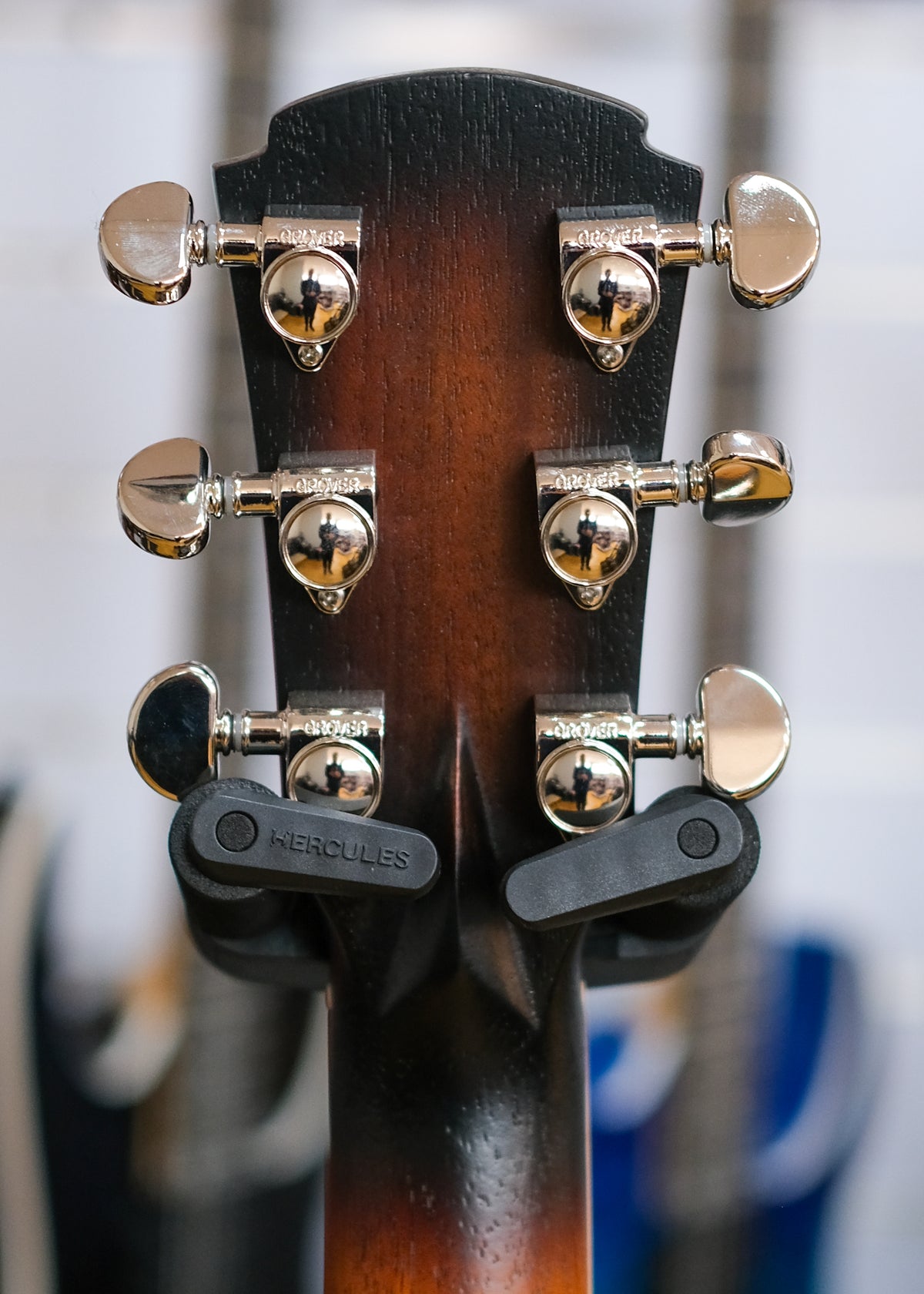 Cole Clark Studio True Hybrid Acoustic Electric Guitar with Deluxe Gig Bag (All Solid Mahogany)