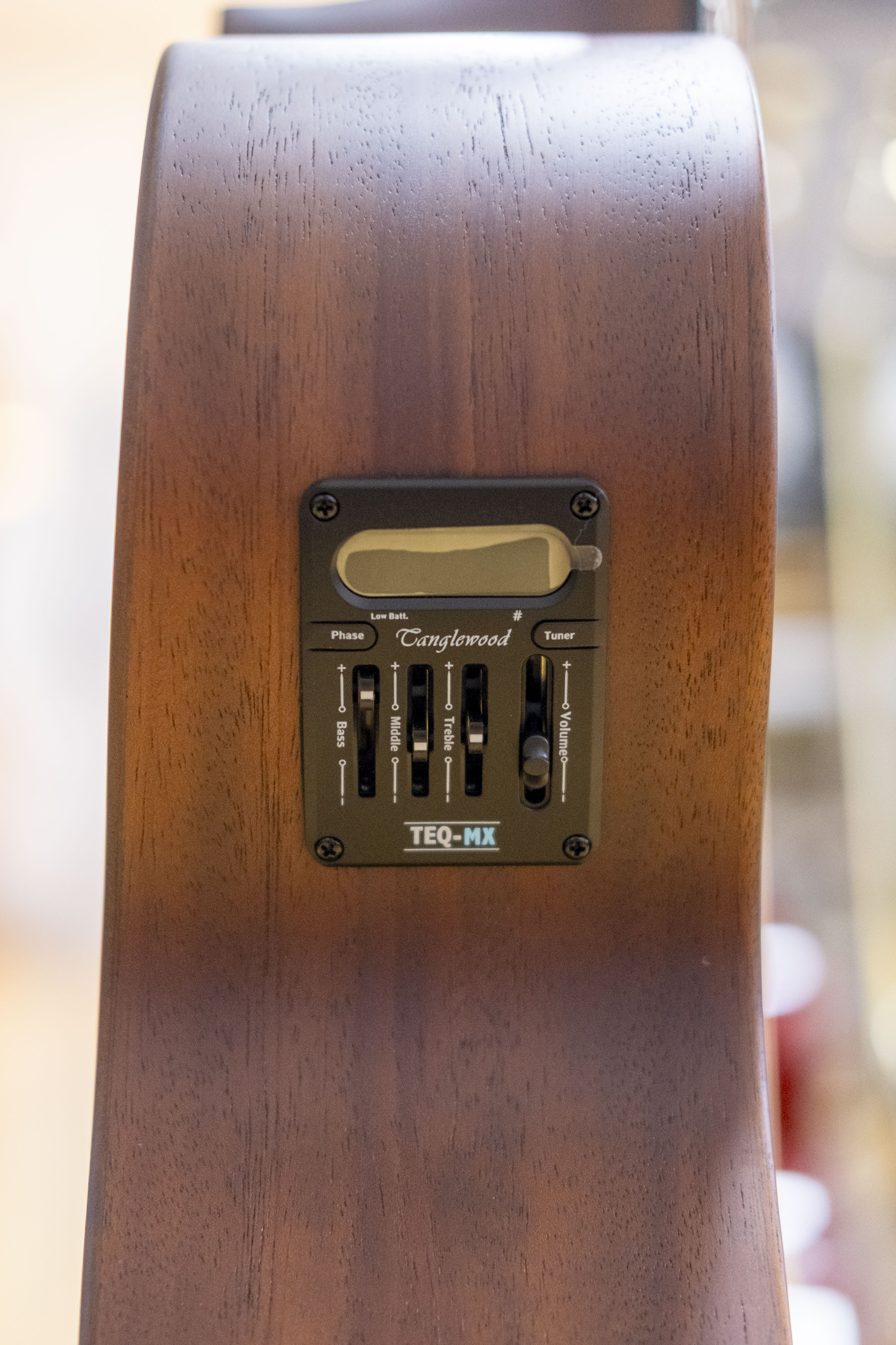 Tanglewood Crossroads Superfolk Acoustic Electric Guitar (Vintage Satin)