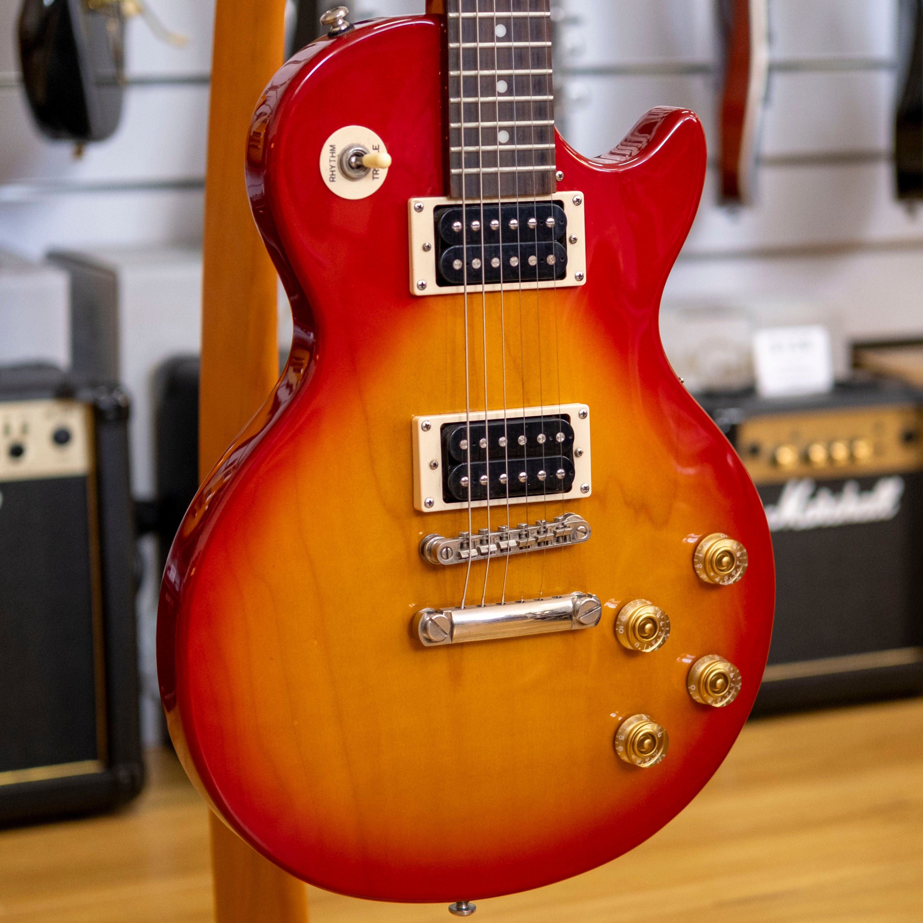 Epiphone Les Paul 100 Electric Guitar (Cherry Sunburst) (Pre-Owned, 2009)