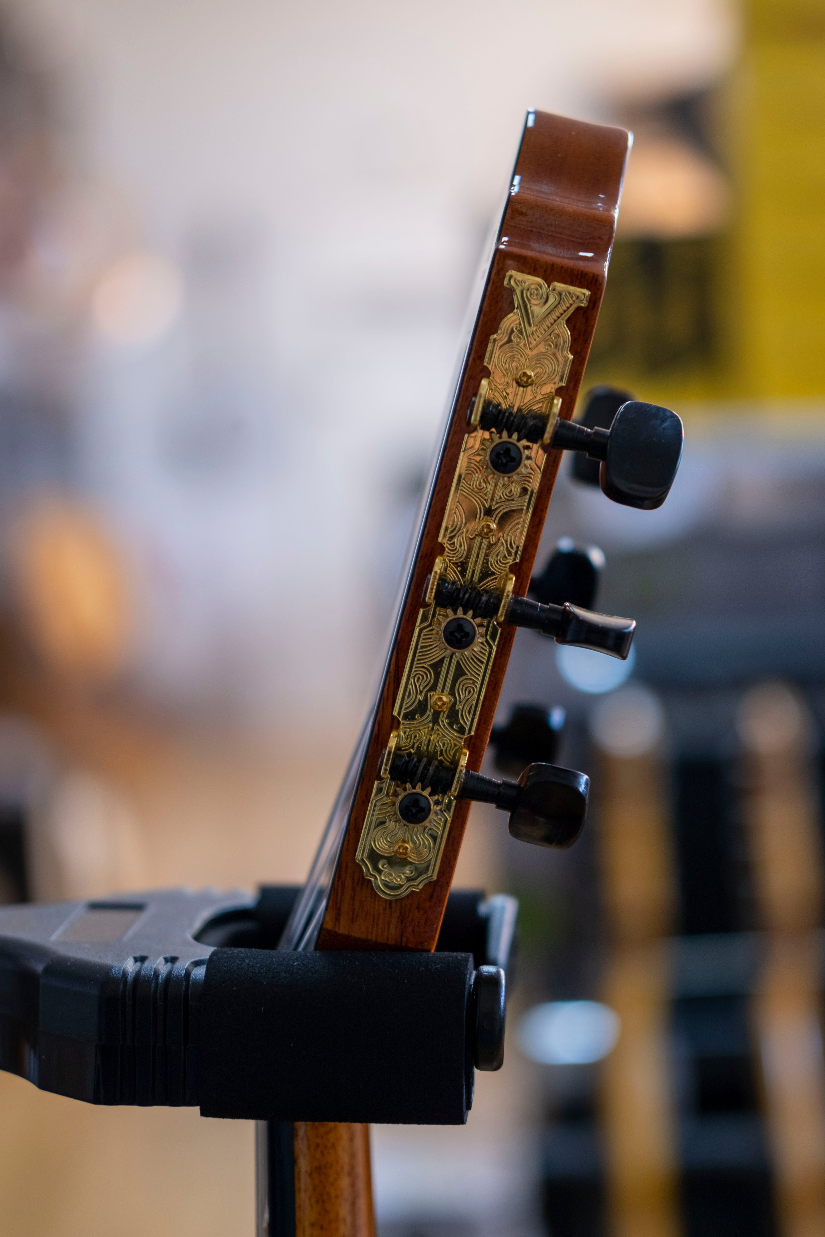 Valencia 560 Series Electric Classical Guitar