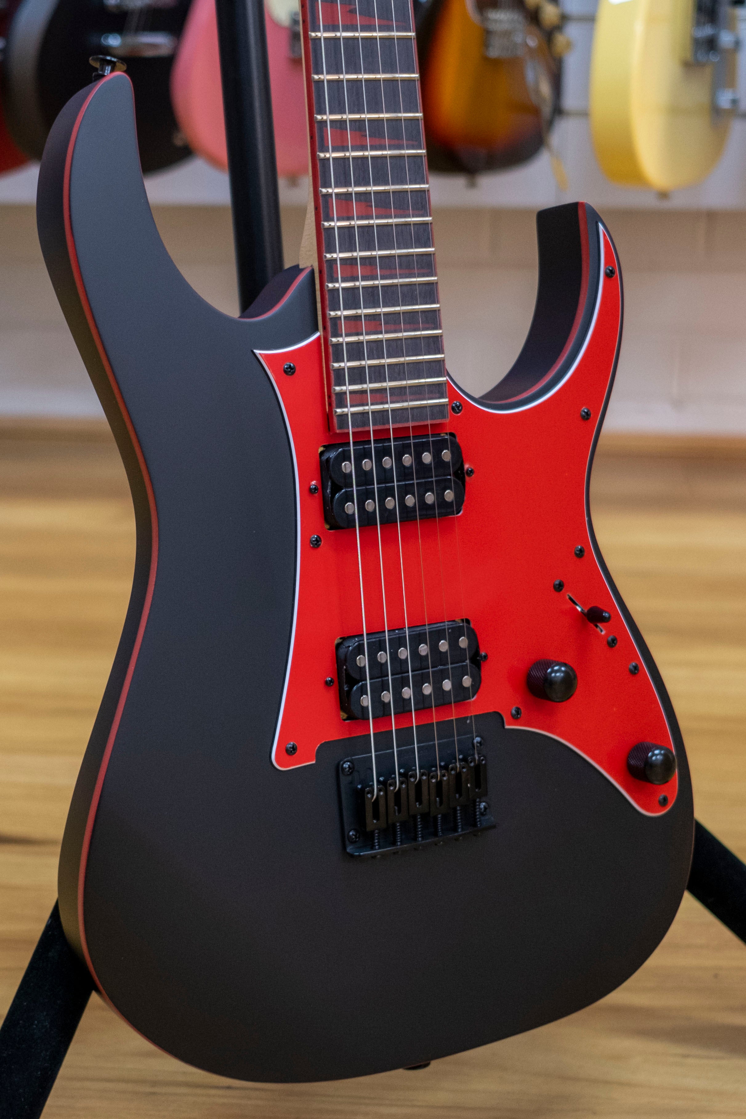 Ibanez Gio Series RG131DX Electric Guitar (Black Flat)