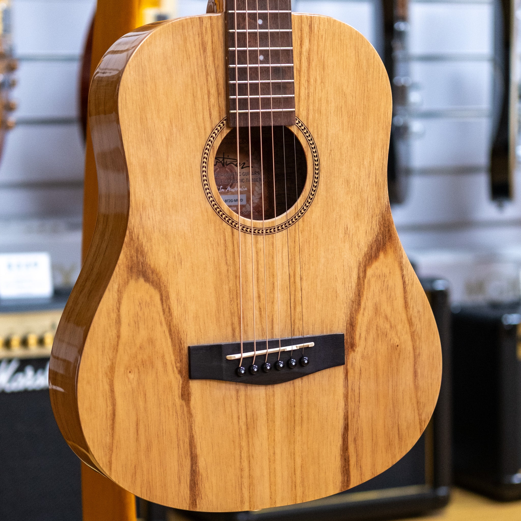 Martinez Mini Babe Traveller Acoustic Electric Guitar (Mindi-Wood)