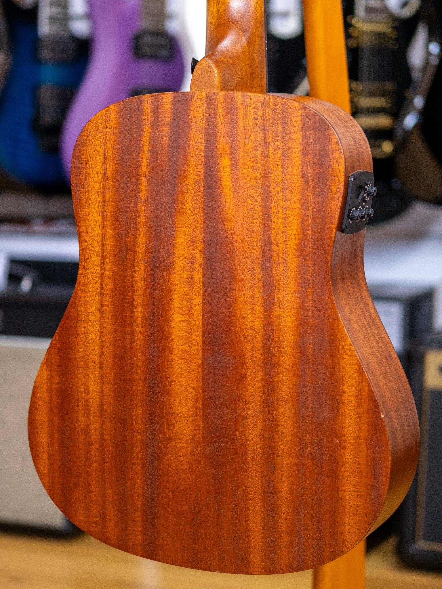 Caraya 34" Safair EQ Travel Acoustic Electric Guitar (Pre-Owned, 2017)