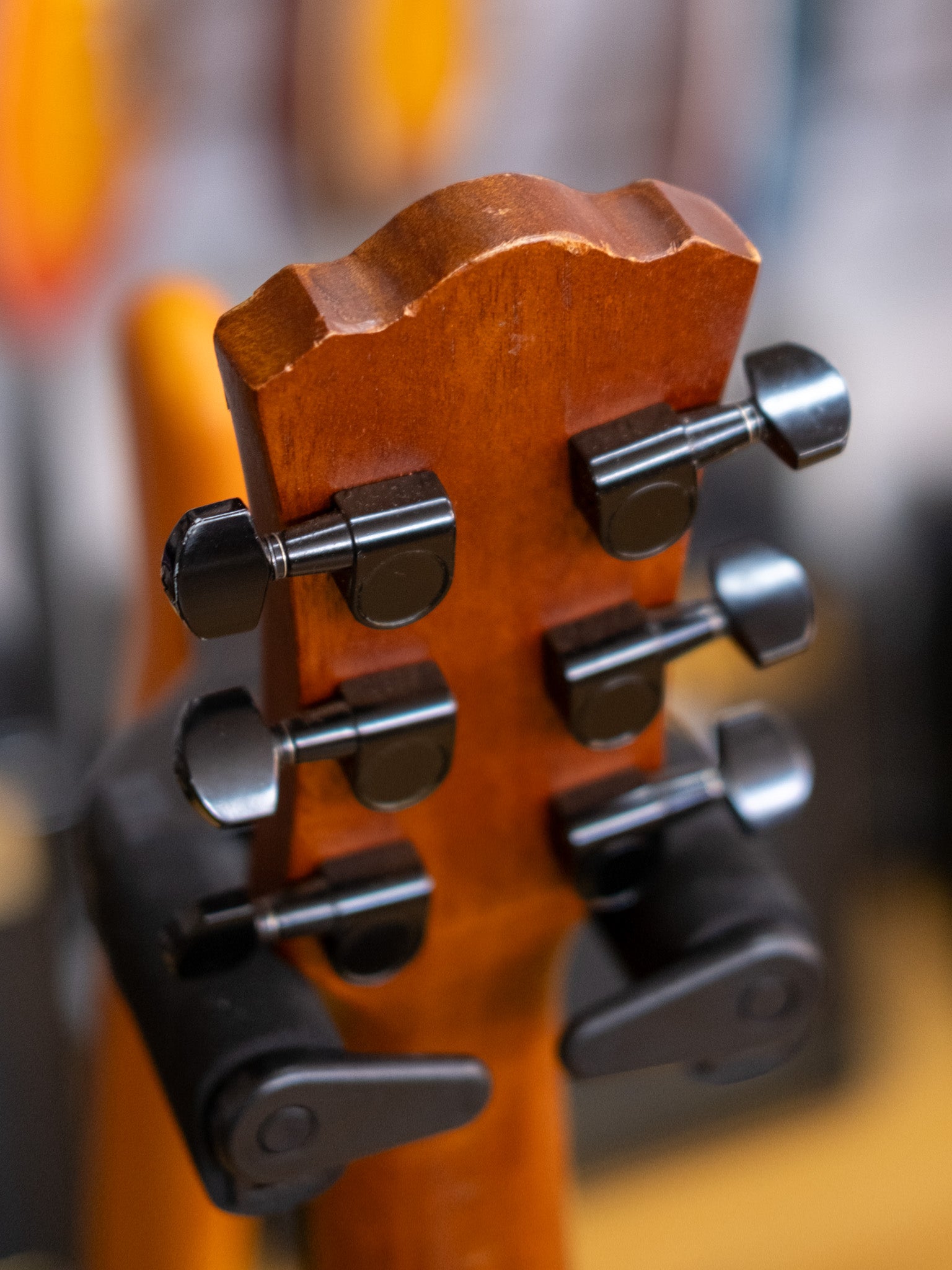 Caraya 34" Safair EQ Travel Acoustic Electric Guitar (Pre-Owned, 2017)