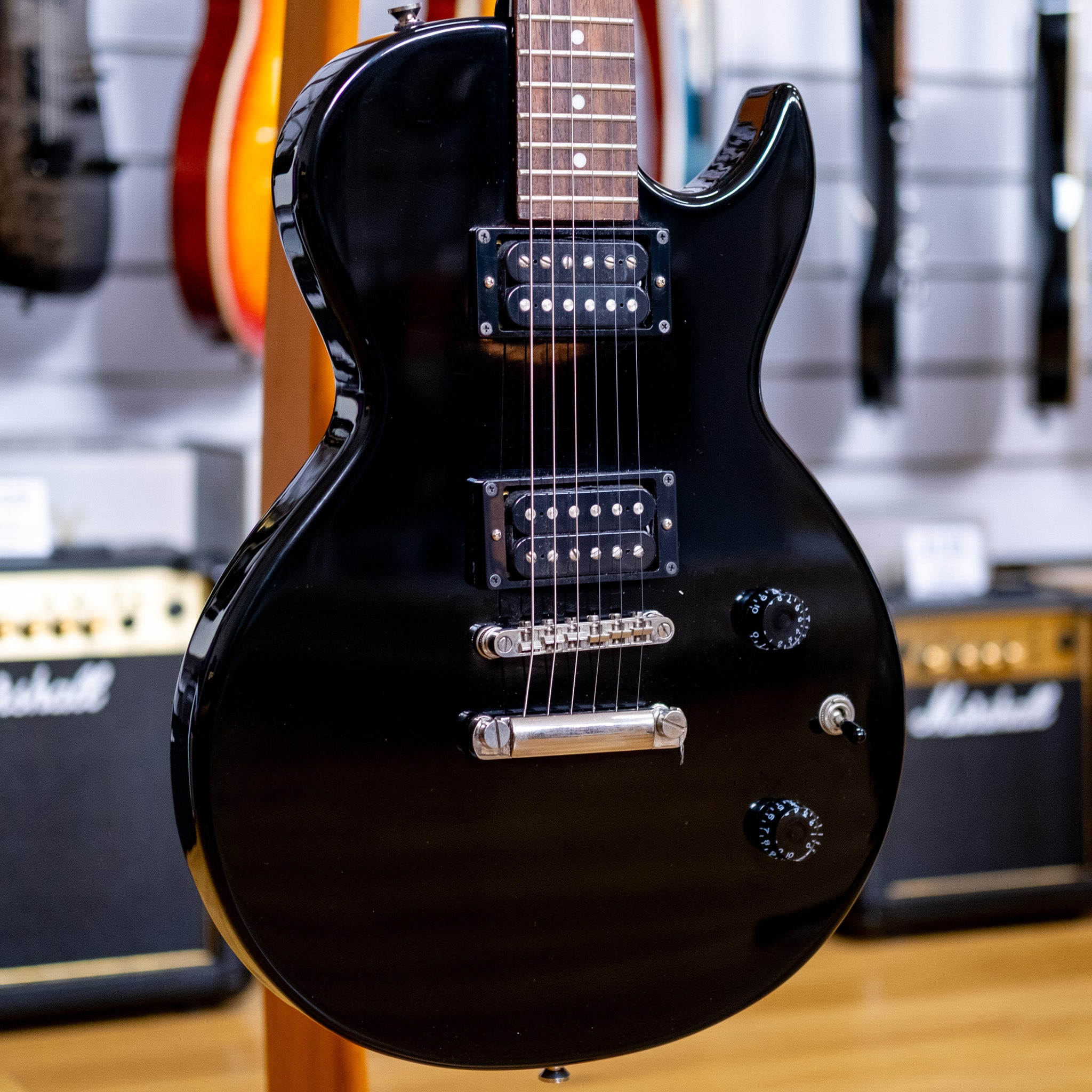 Cort CR-50 Classic Rock Electric Guitar (Black) (Pre-Owned, 2016)