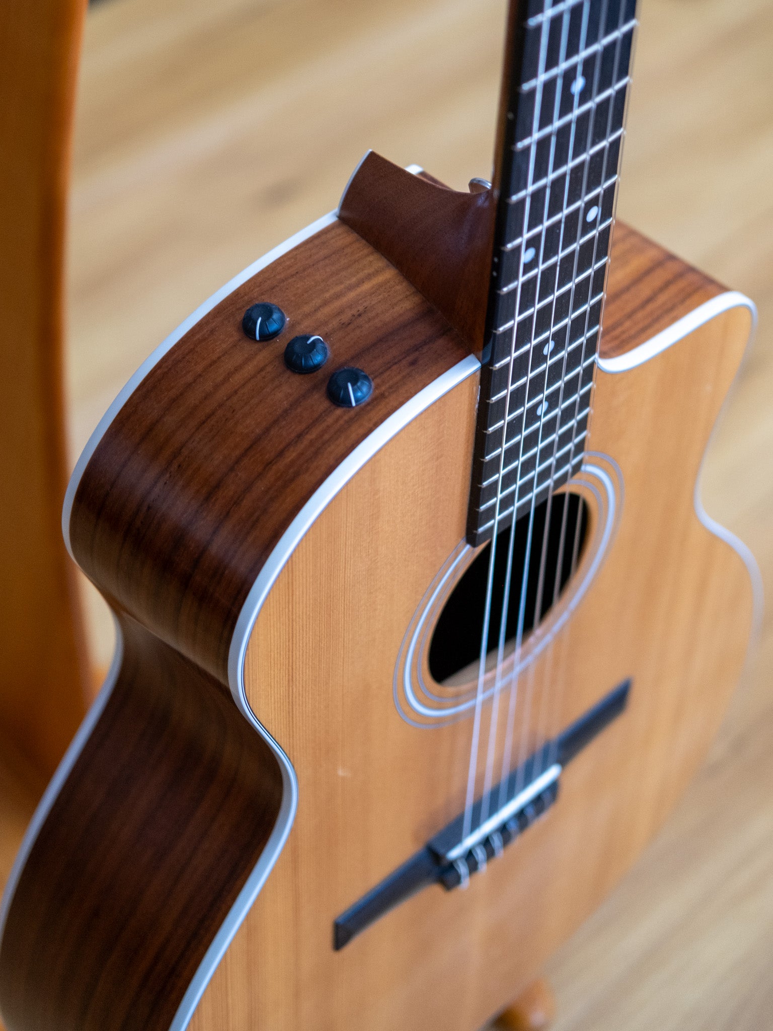 Taylor 200 Series 214ce-N Electric Classical Guitar (Pre-Owned, 2014 MIM)