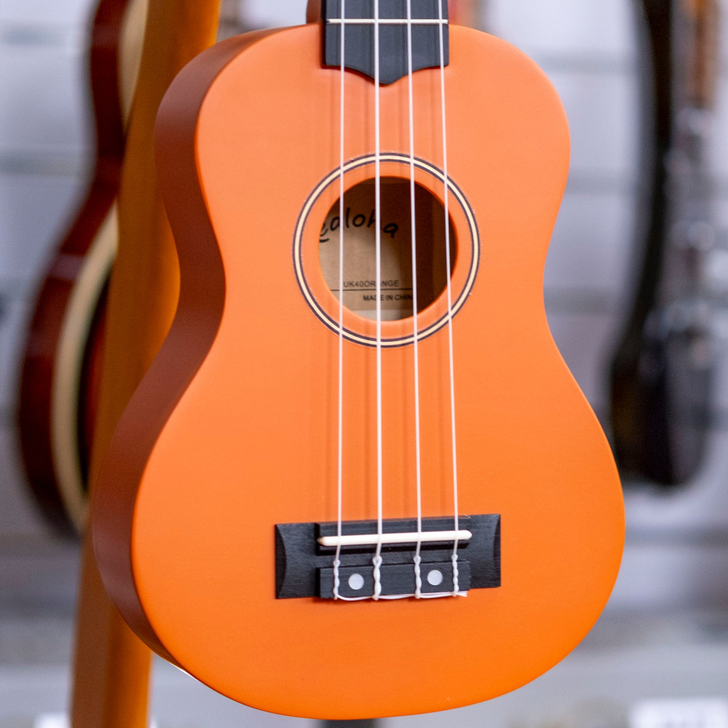 Kealoha Soprano Ukulele with Bag (Orange)