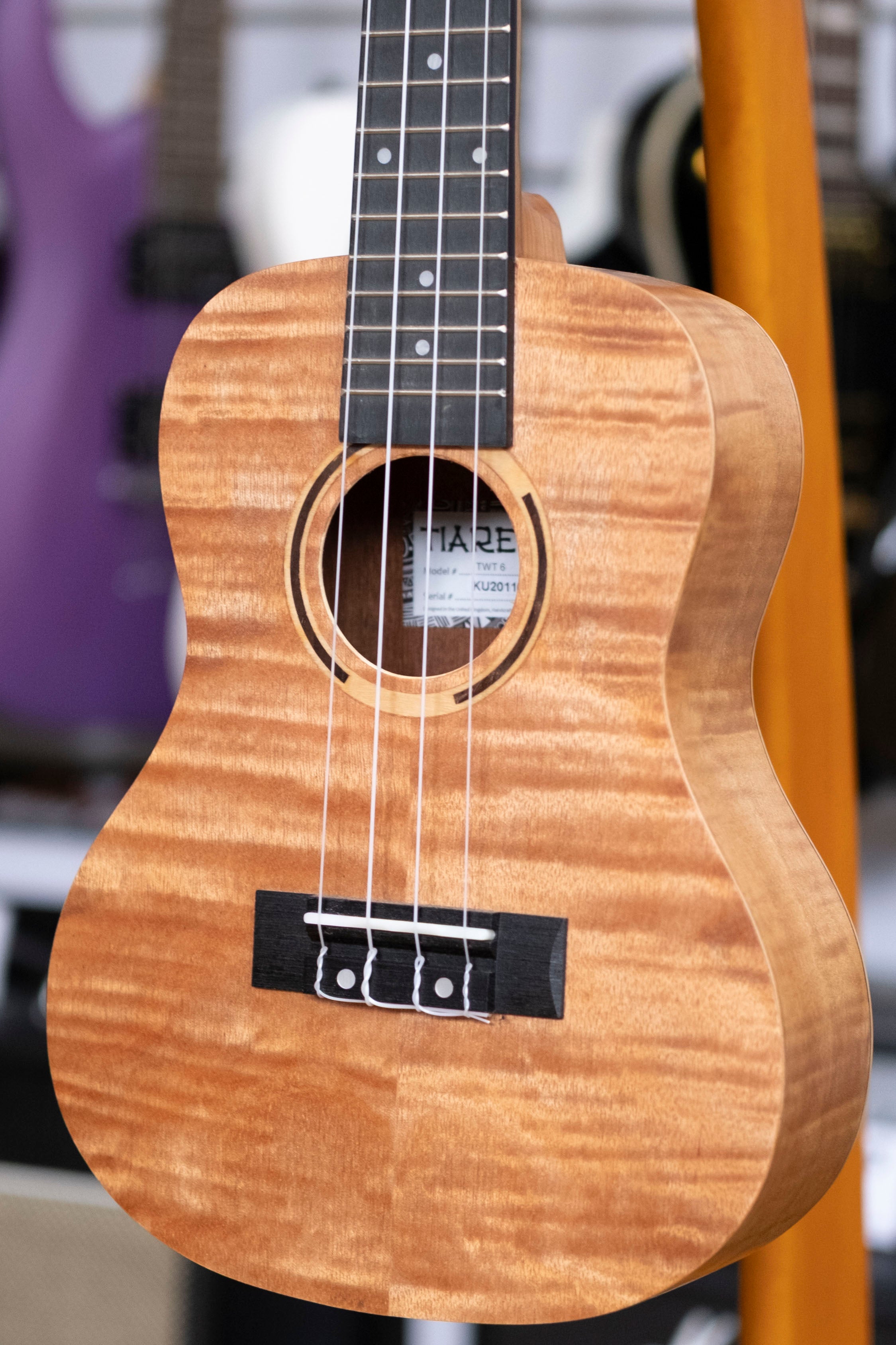 Tanglewood Tiare Series Concert Ukulele (All Flame Mahogany)