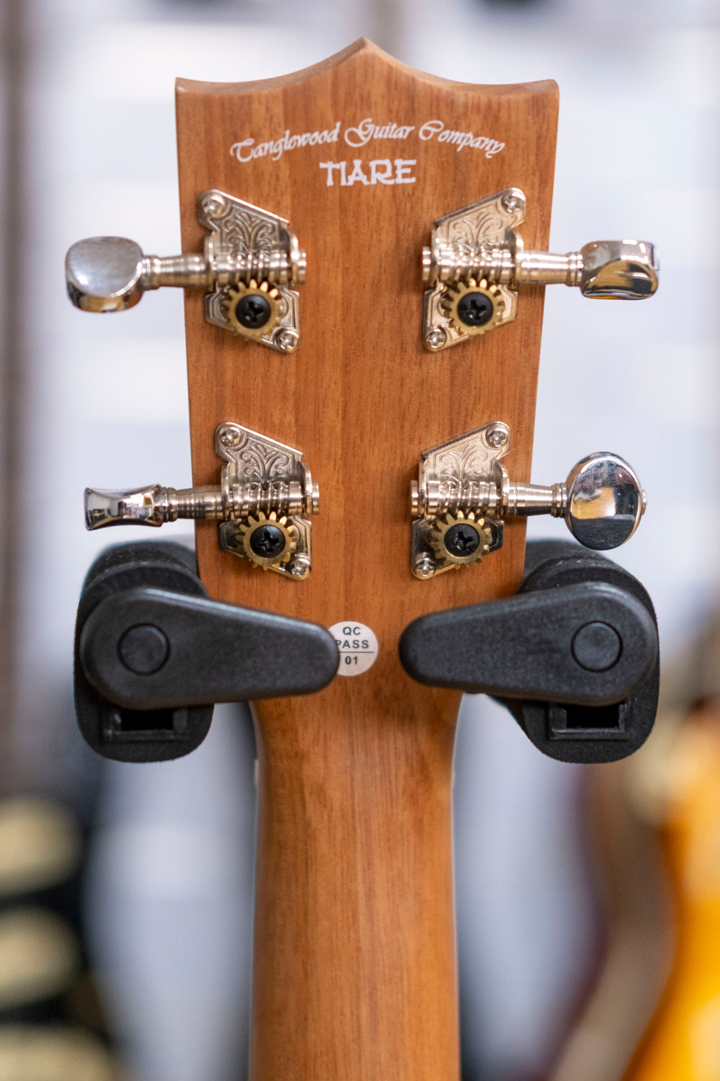 Tanglewood Tiare Series Concert Ukulele (All Flame Mahogany)