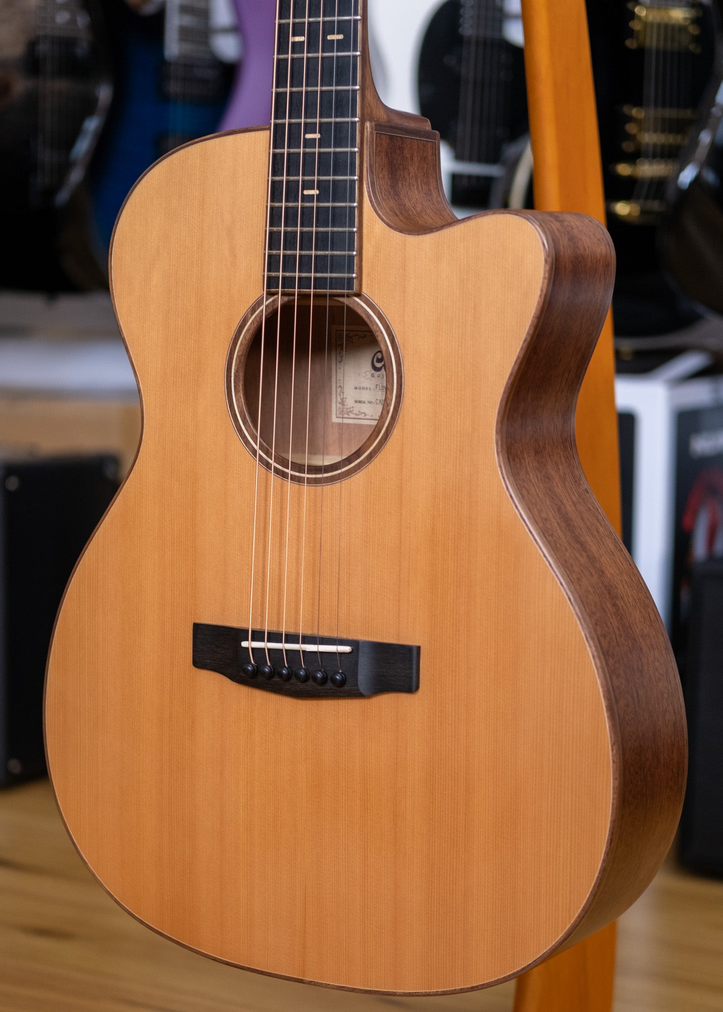 Cort Flow-OC All-Solid OM Acoustic Electric Guitar (Pre-Owned, 2022)