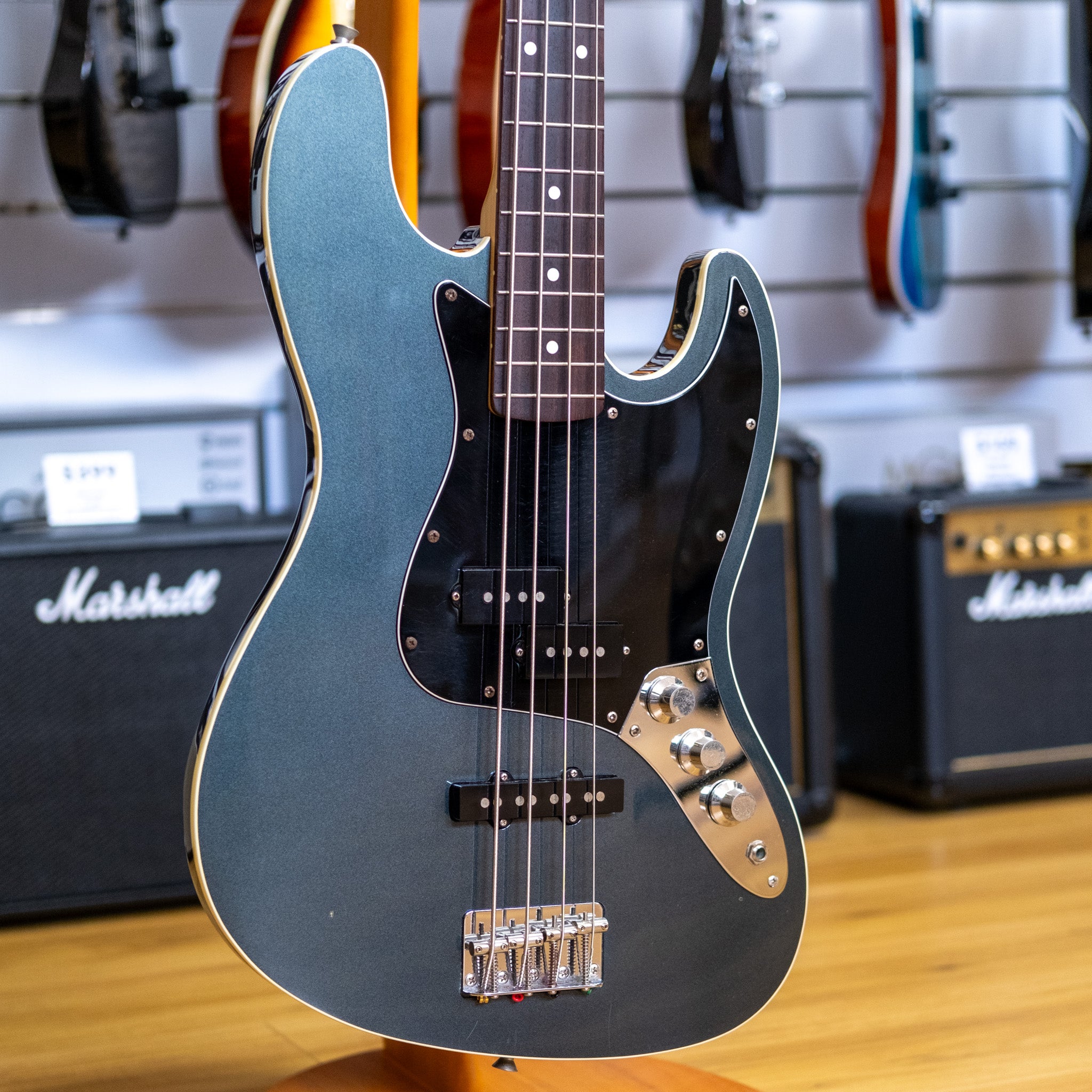 Fender Aerodyne Jazz Bass (Dolphin Grey) (Pre-Owned, 2010 MIJ)