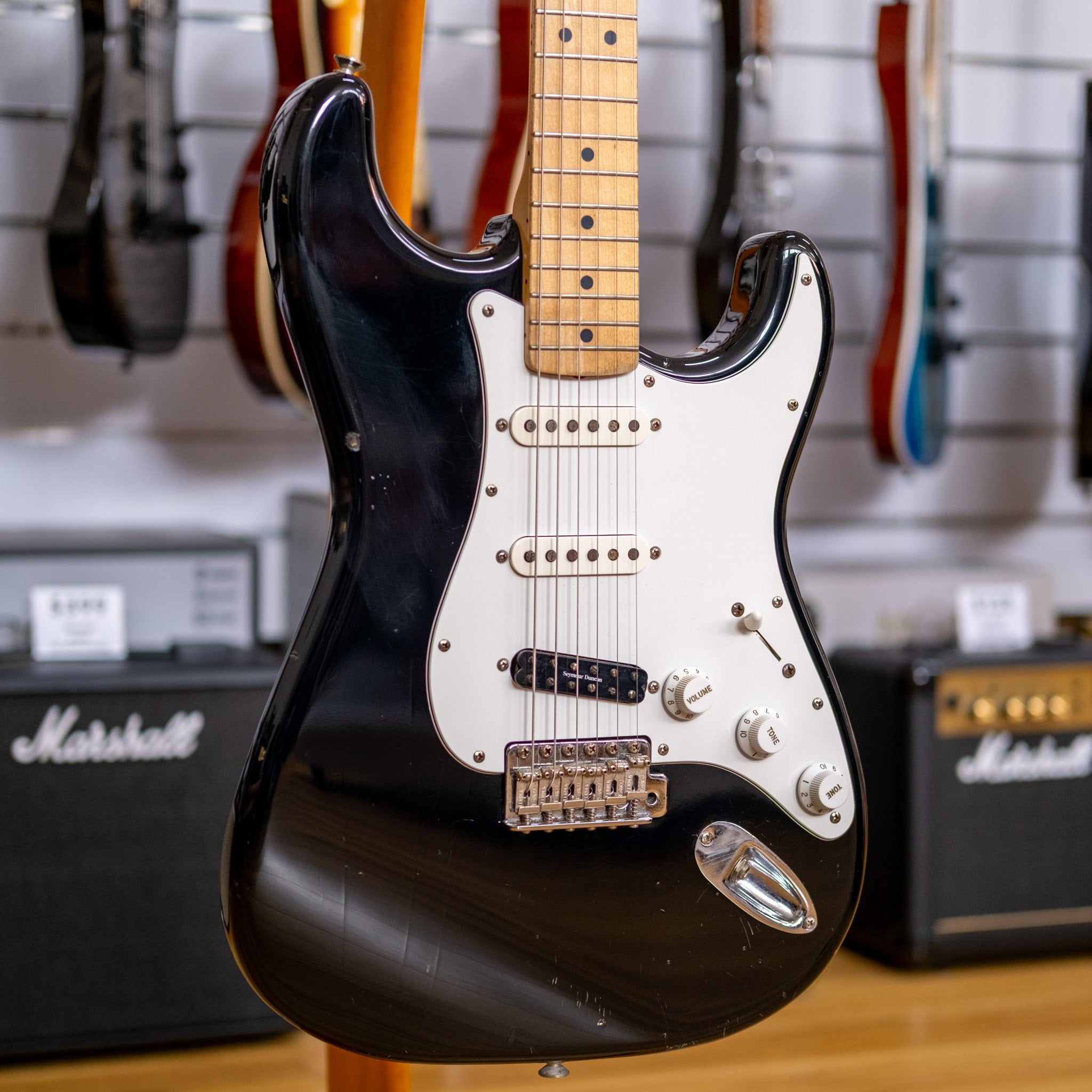 Fender ST-43 Stratocaster Electric Guitar (Black) (Pre-Owned, 1994 MIJ)
