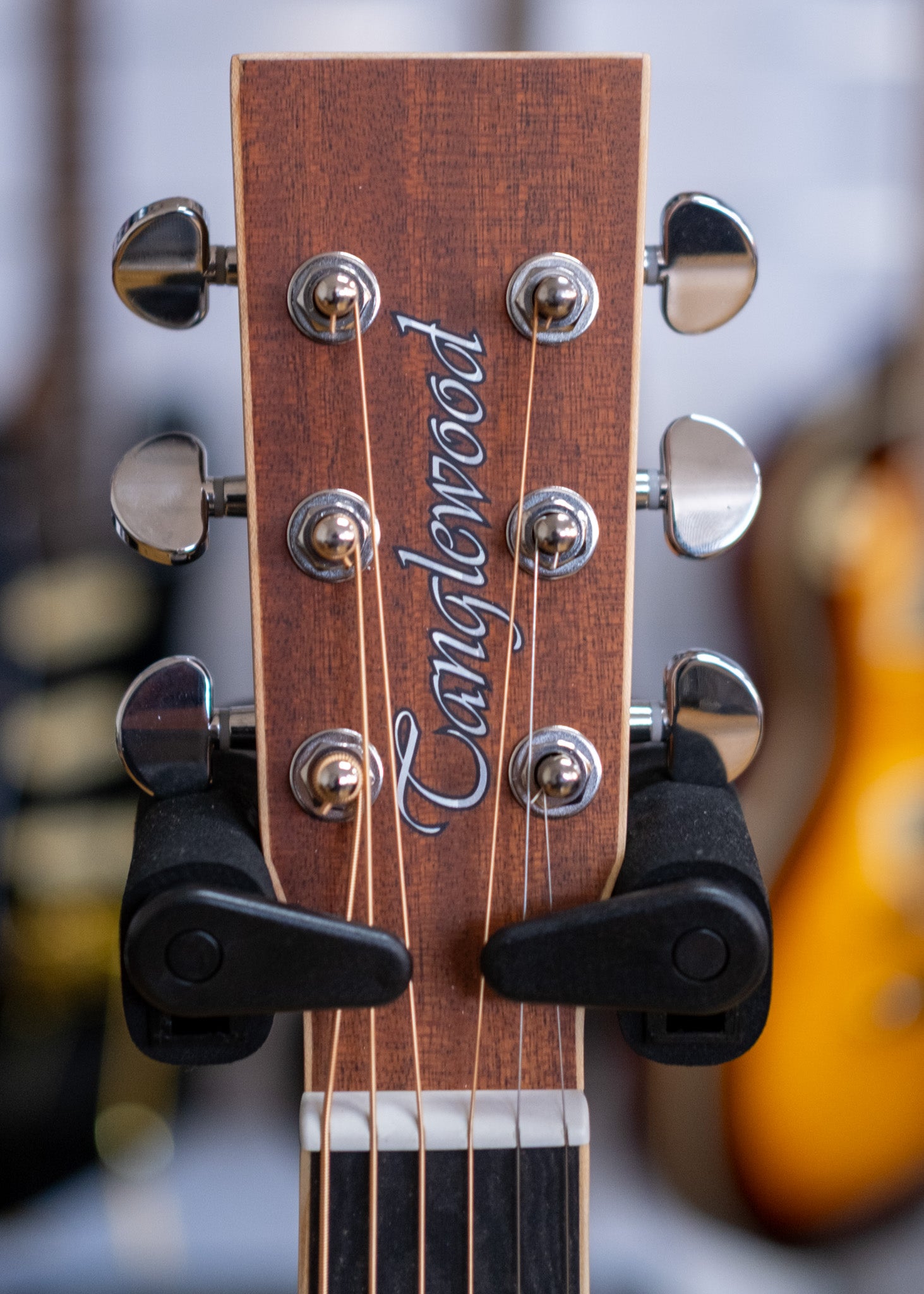 Tanglewood Union Series Super Folk Acoustic Electric Guitar with Case