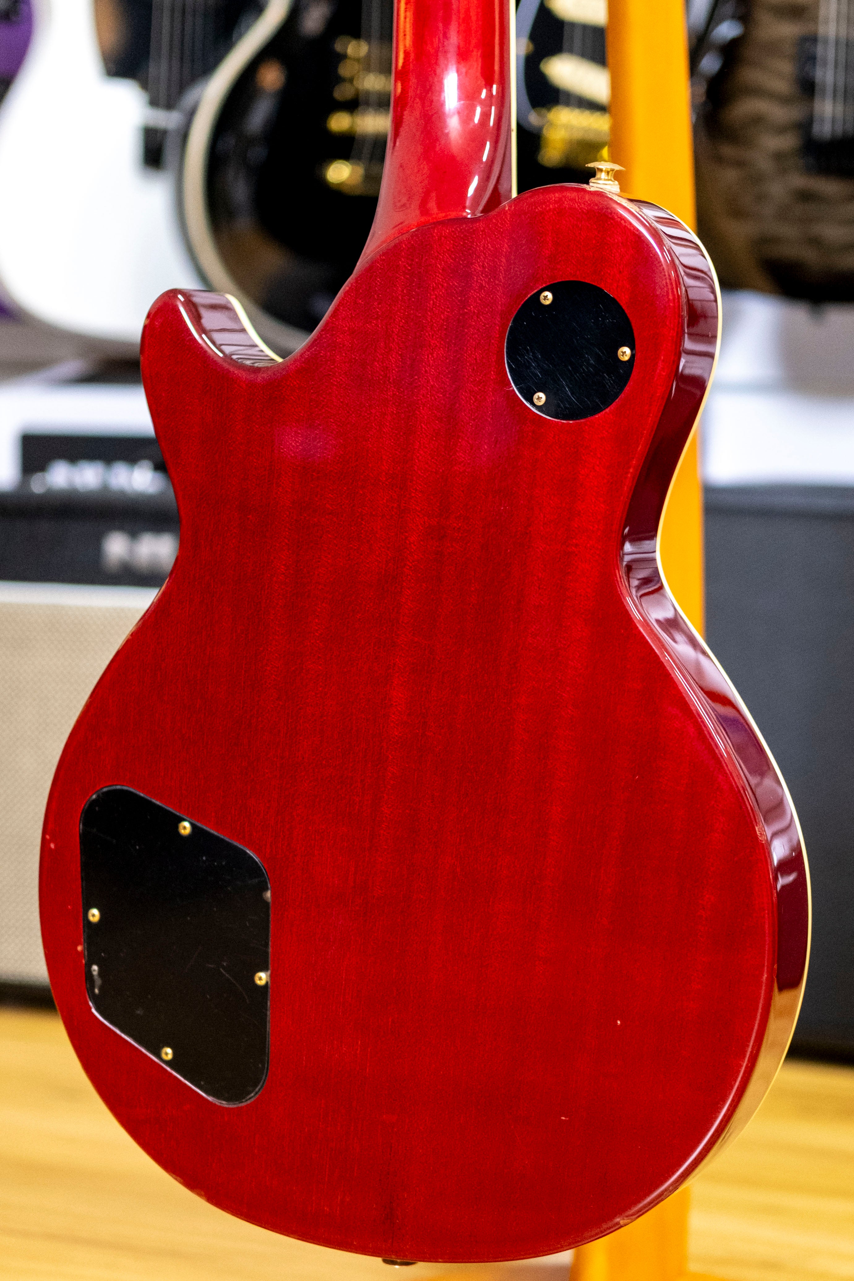 Greco LGB-100 Short Scale Bass Guitar (Cherry Sunburst) (Pre-Owned, 2000 MIJ)