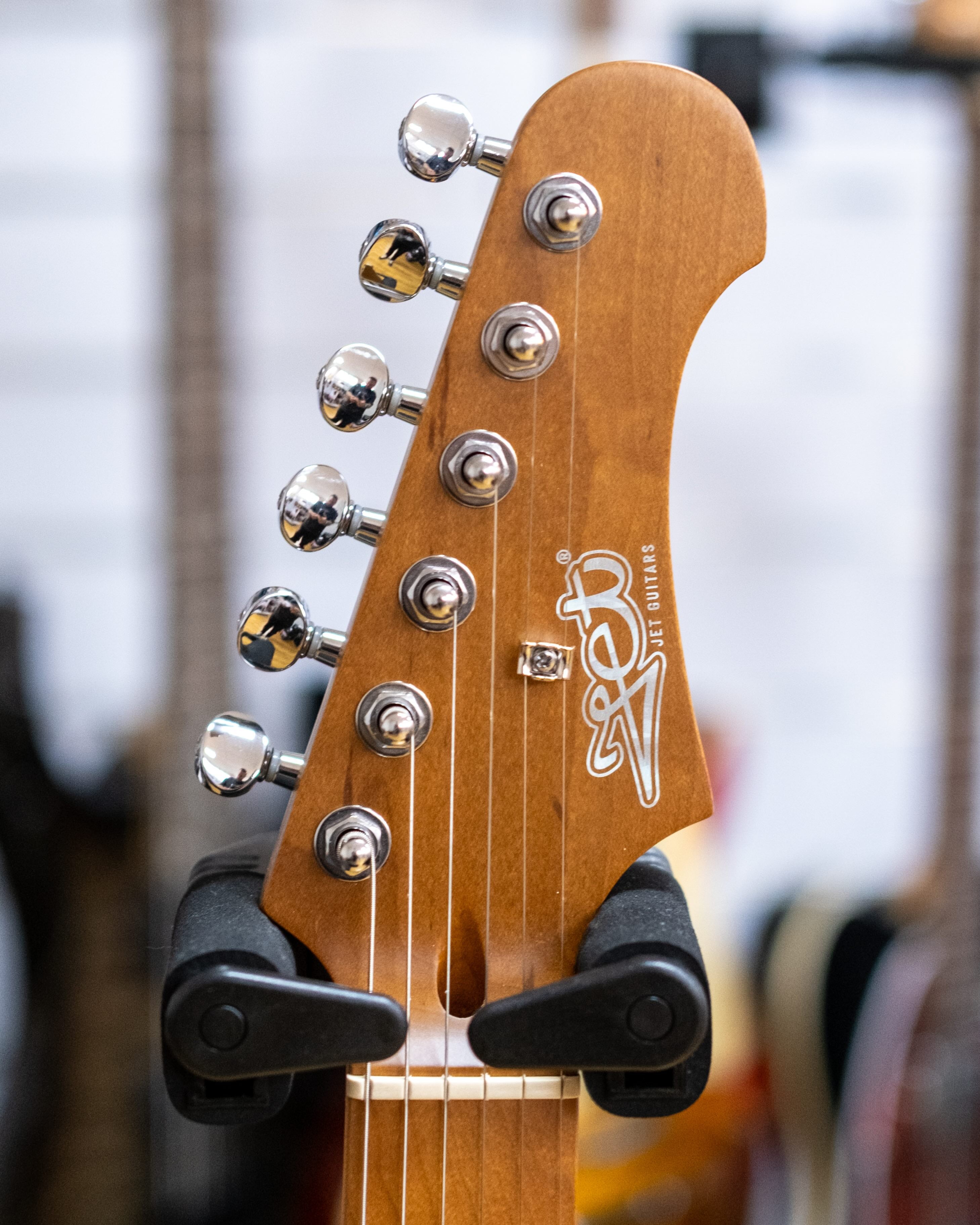 Jet JS-300 Electric Guitar (Olympic White)