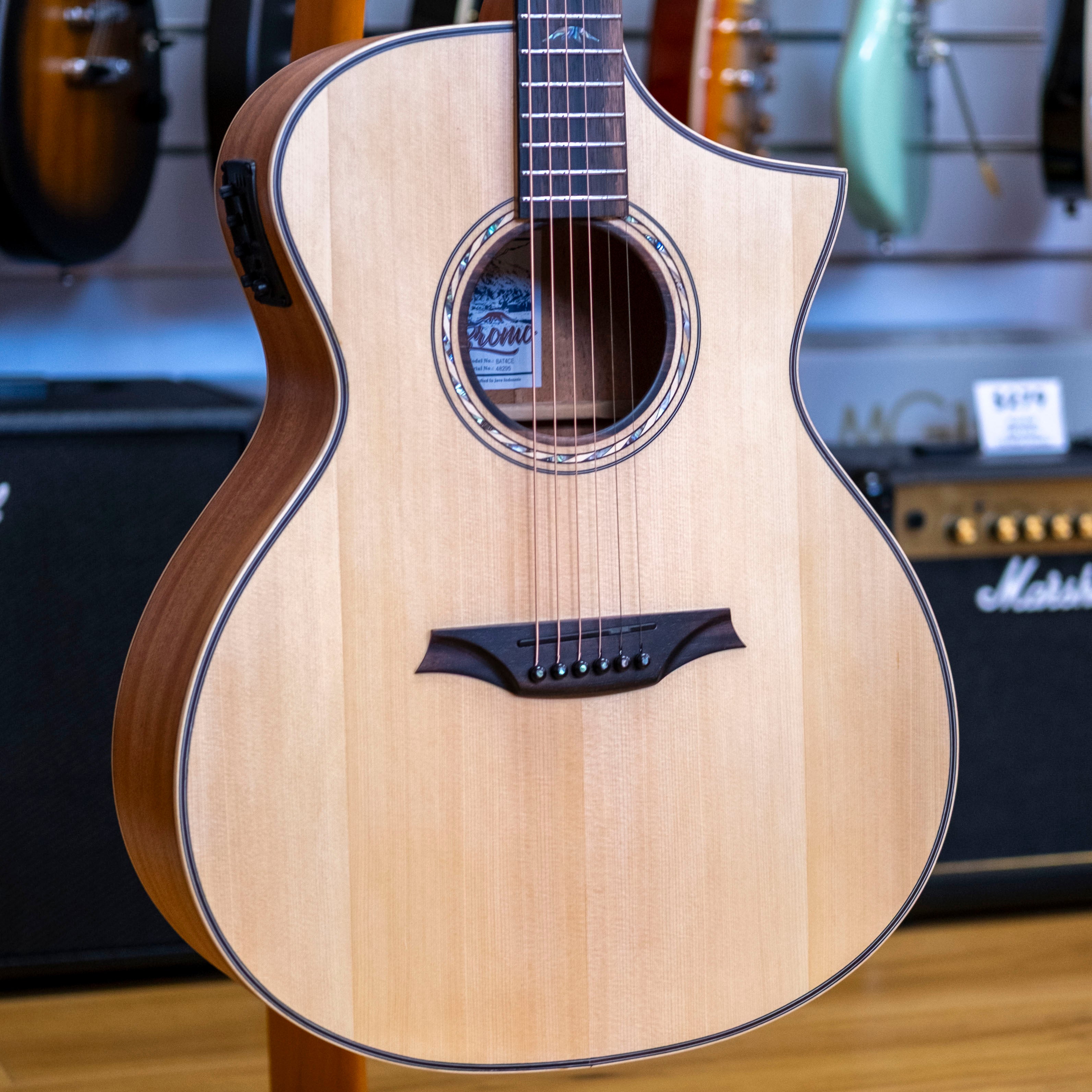 Bromo BAT4CE Tahoma Series Grand Auditorium Acoustic Electric Guitar (Solid Spruce Top)