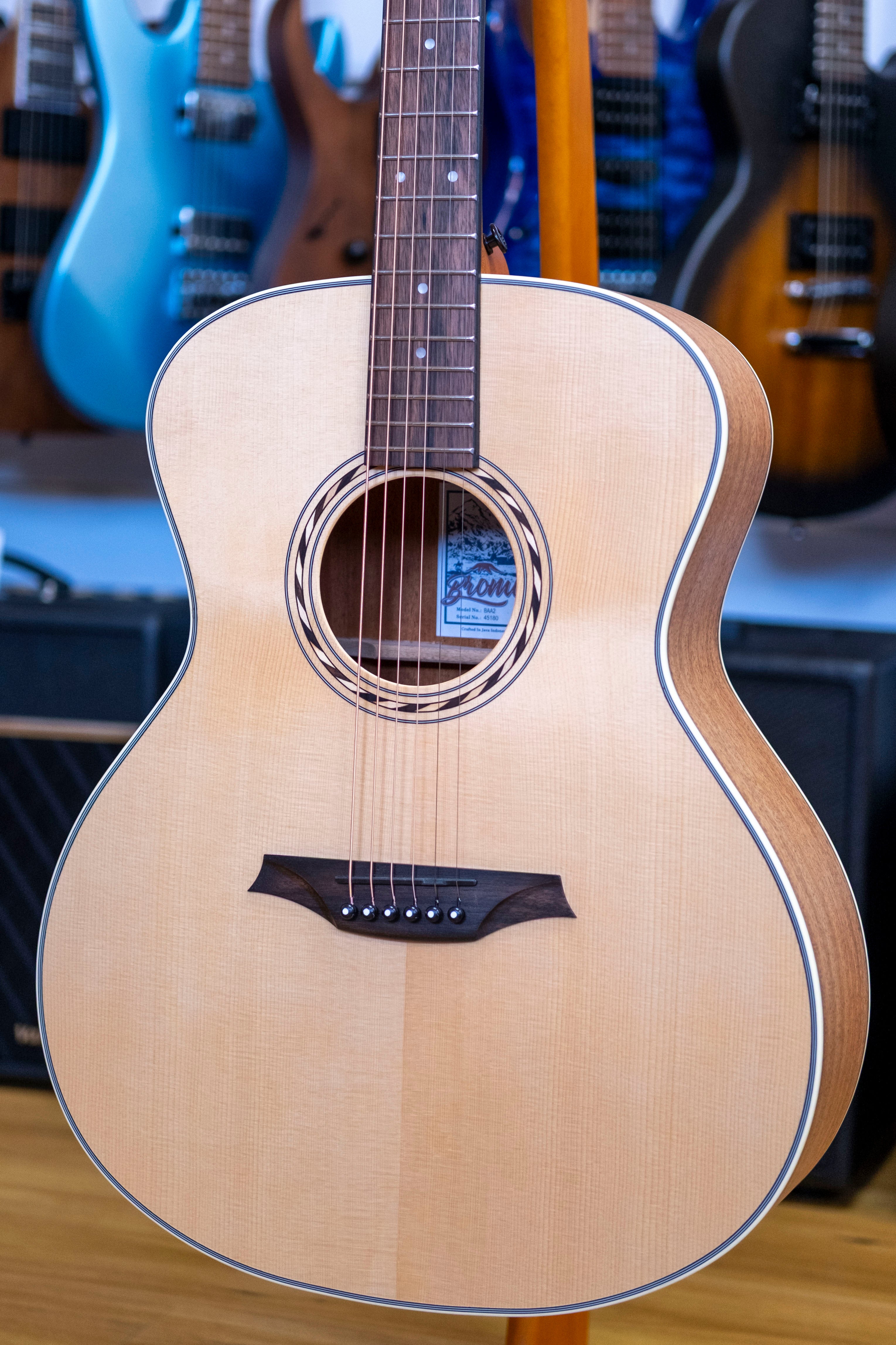 Bromo BAA2 Appalachia Series Grand Auditorium Acoustic Guitar