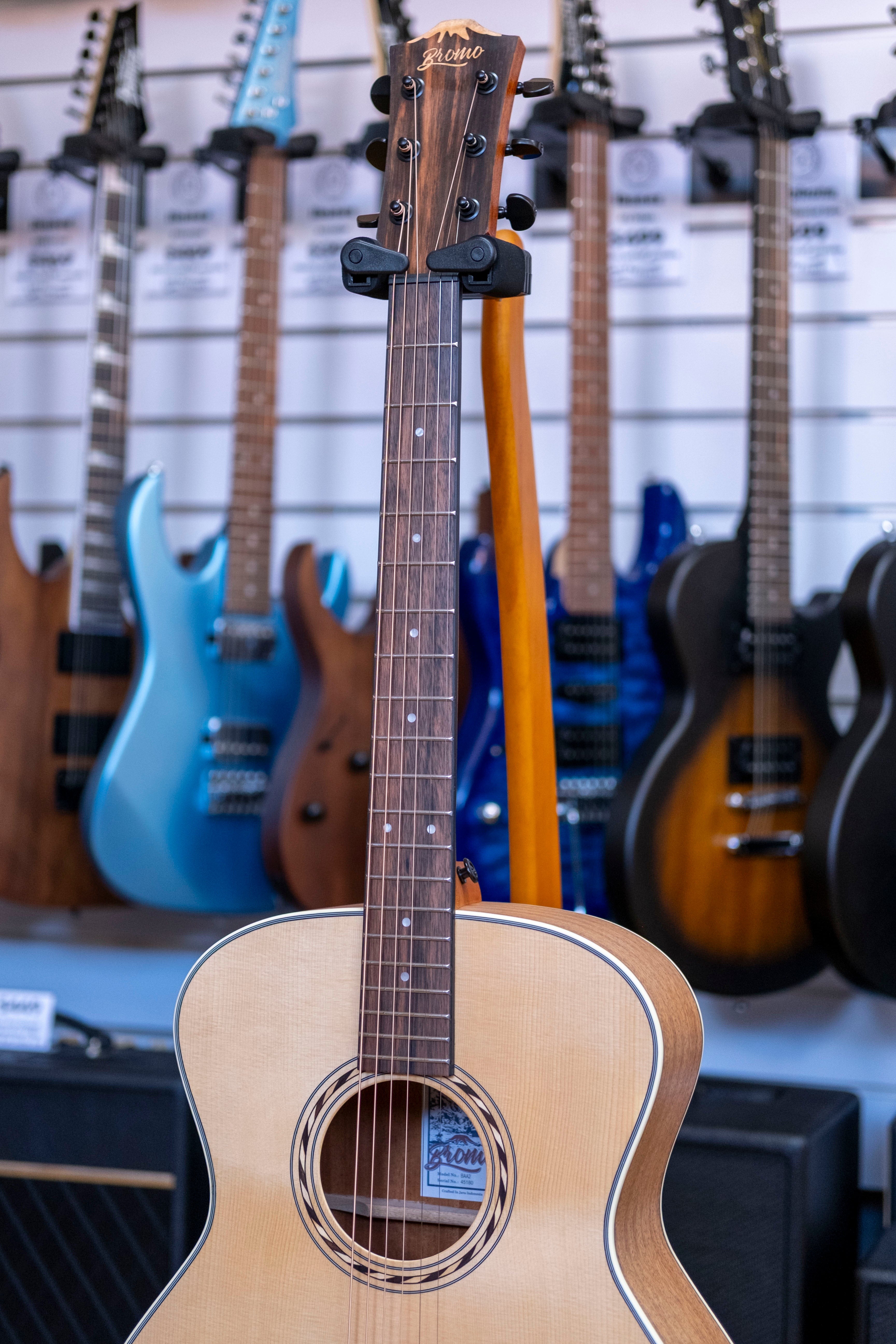 Bromo BAA2 Appalachia Series Grand Auditorium Acoustic Guitar