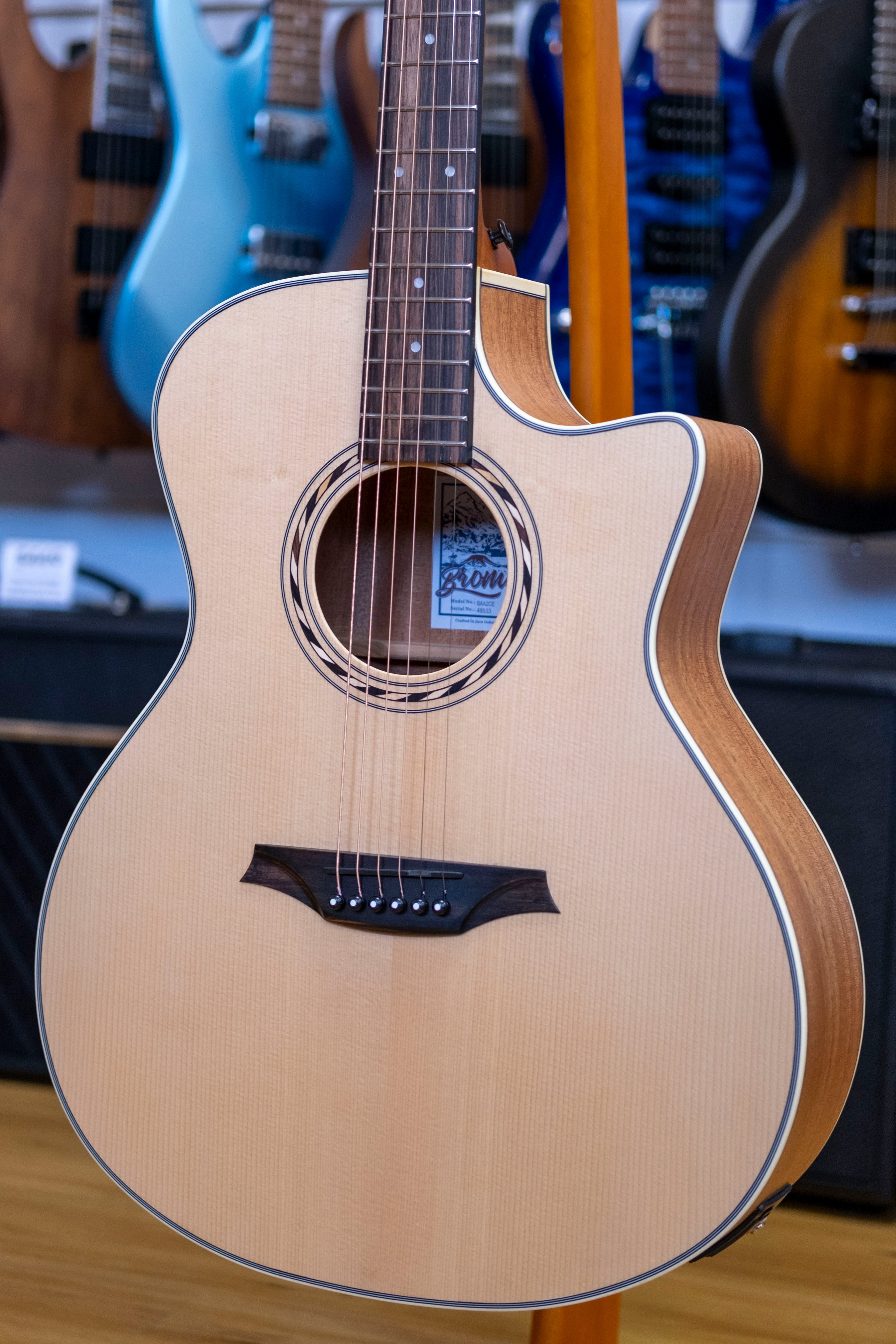 Bromo BAA2CE Appalachia Series Grand Auditorium Acoustic Electric Guitar