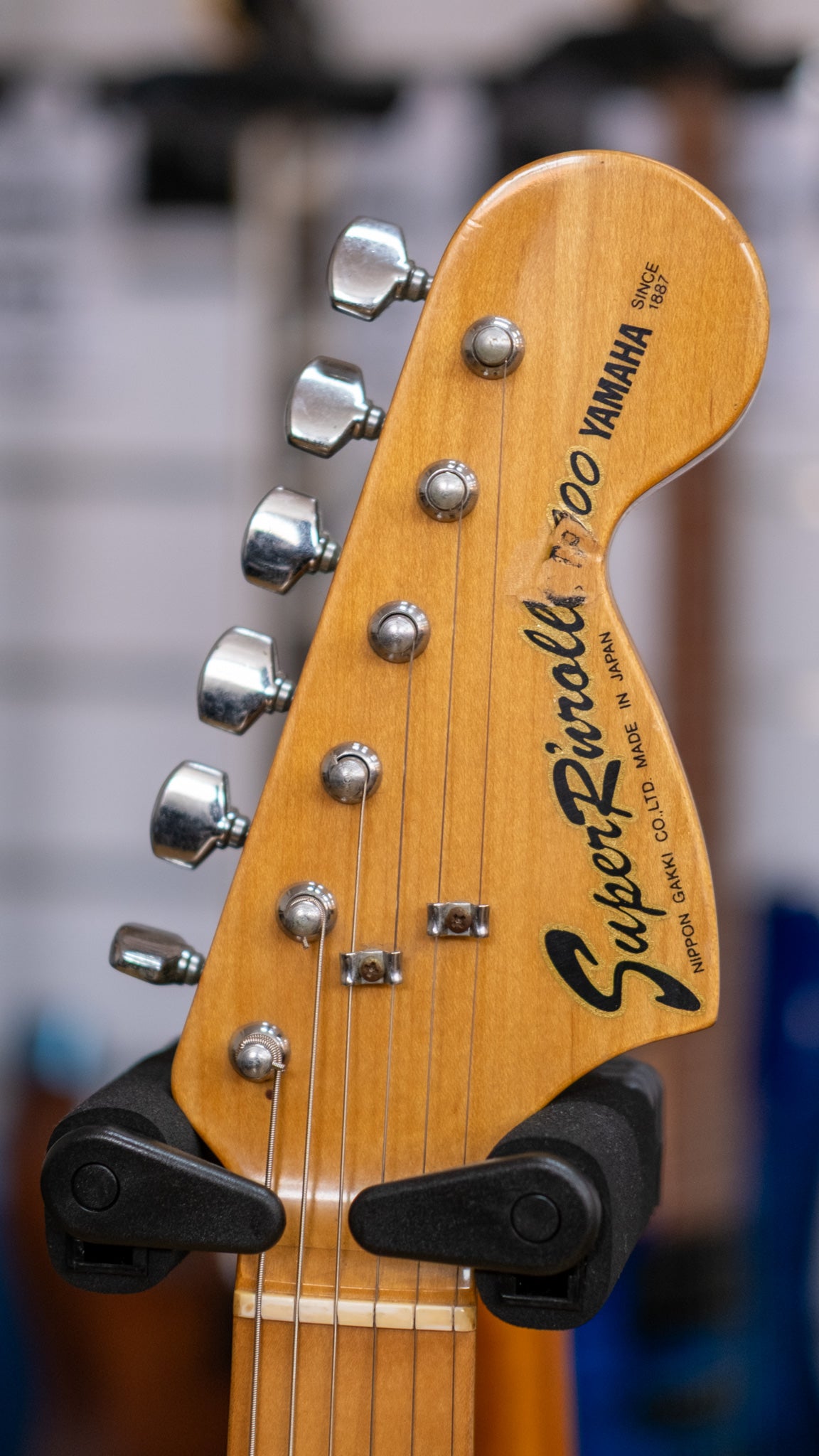 Yamaha SR-400 Super R'nroller 400 Electric Guitar (3-Tone Sunburst) (Pre-Owned, 1980 MIJ)