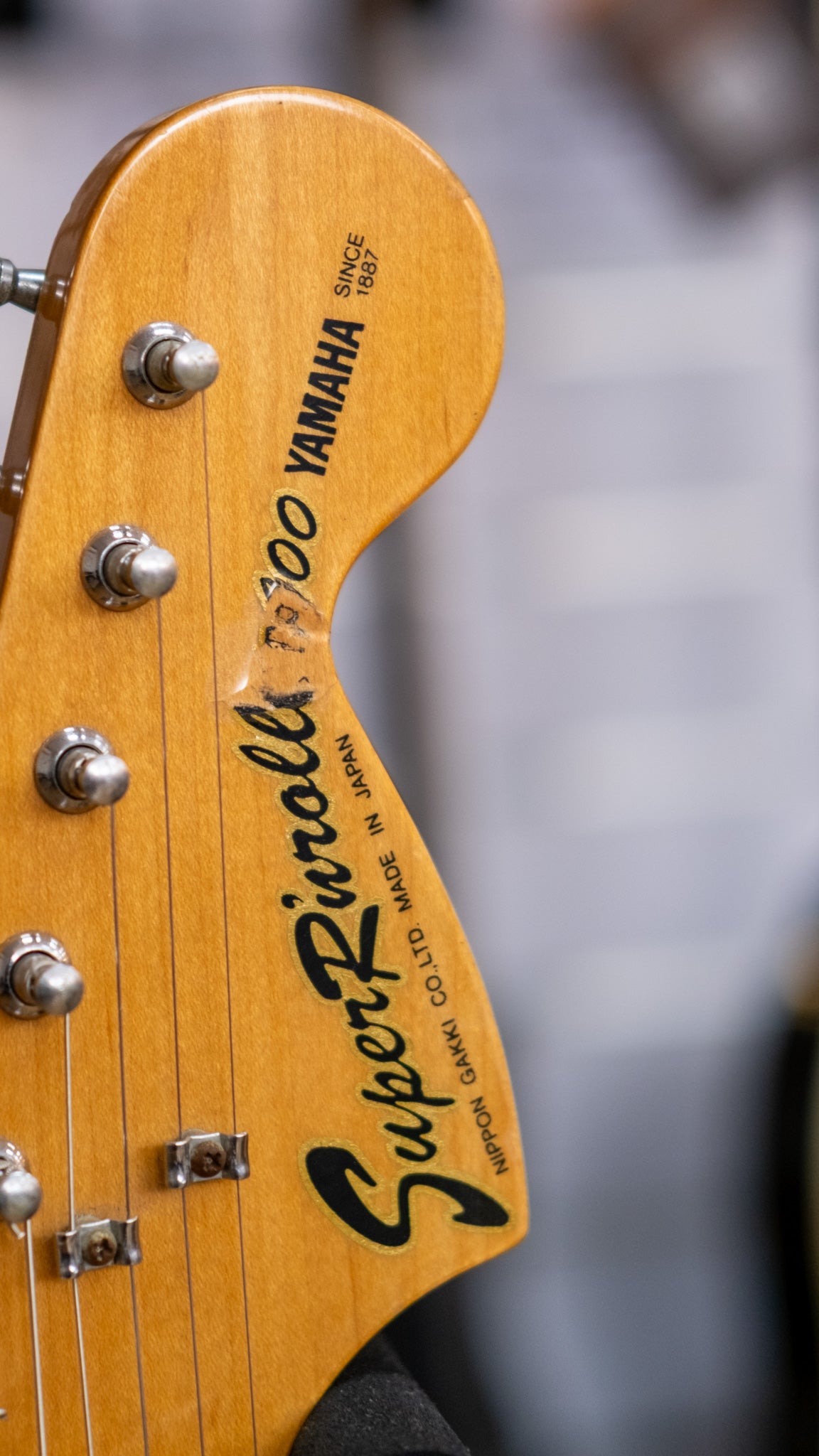 Yamaha SR-400 Super R'nroller 400 Electric Guitar (3-Tone Sunburst) (Pre-Owned, 1980 MIJ)