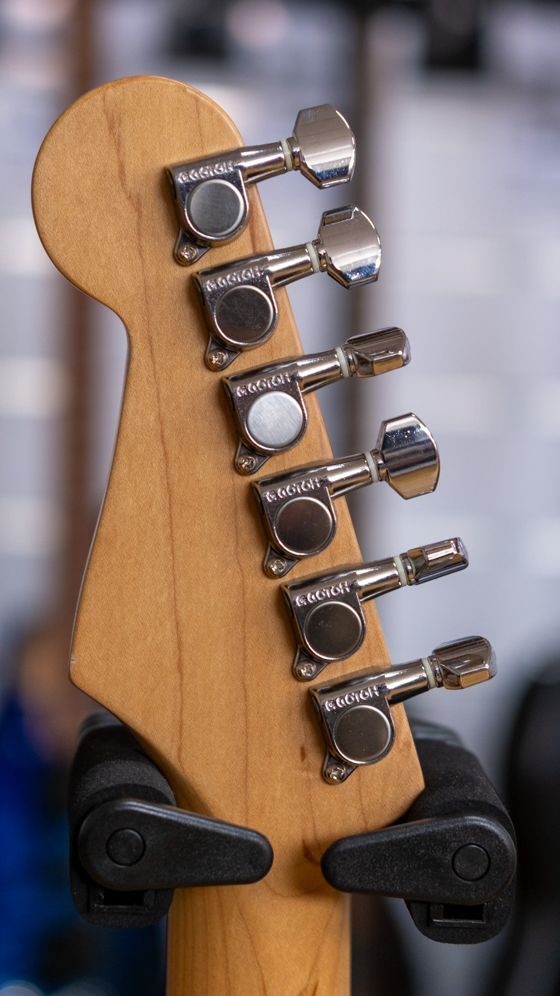 Fender ST-43 Standard Stratocaster Electric Guitar (Sunburst) (Pre-Owned, 2005 MIJ)