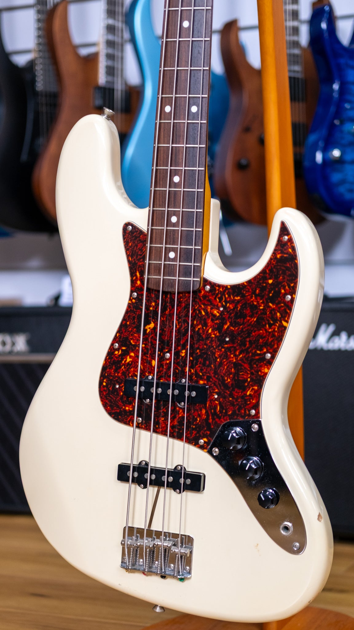 Fender JB62 Jazz Bass Guitar (Olympic White) (Pre-Owned, 1994 MIJ)