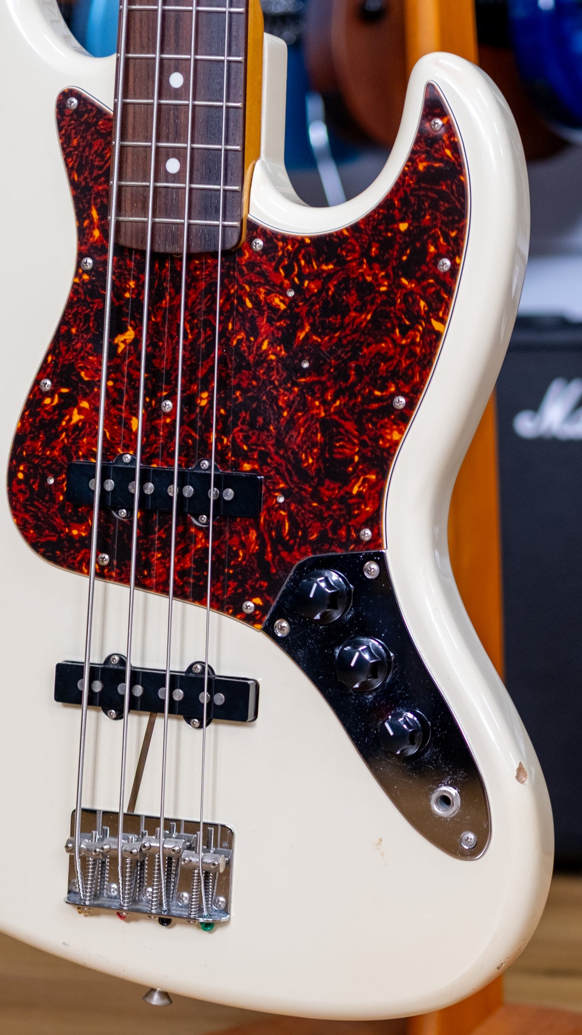 Fender JB62 Jazz Bass Guitar (Olympic White) (Pre-Owned, 1994 MIJ)