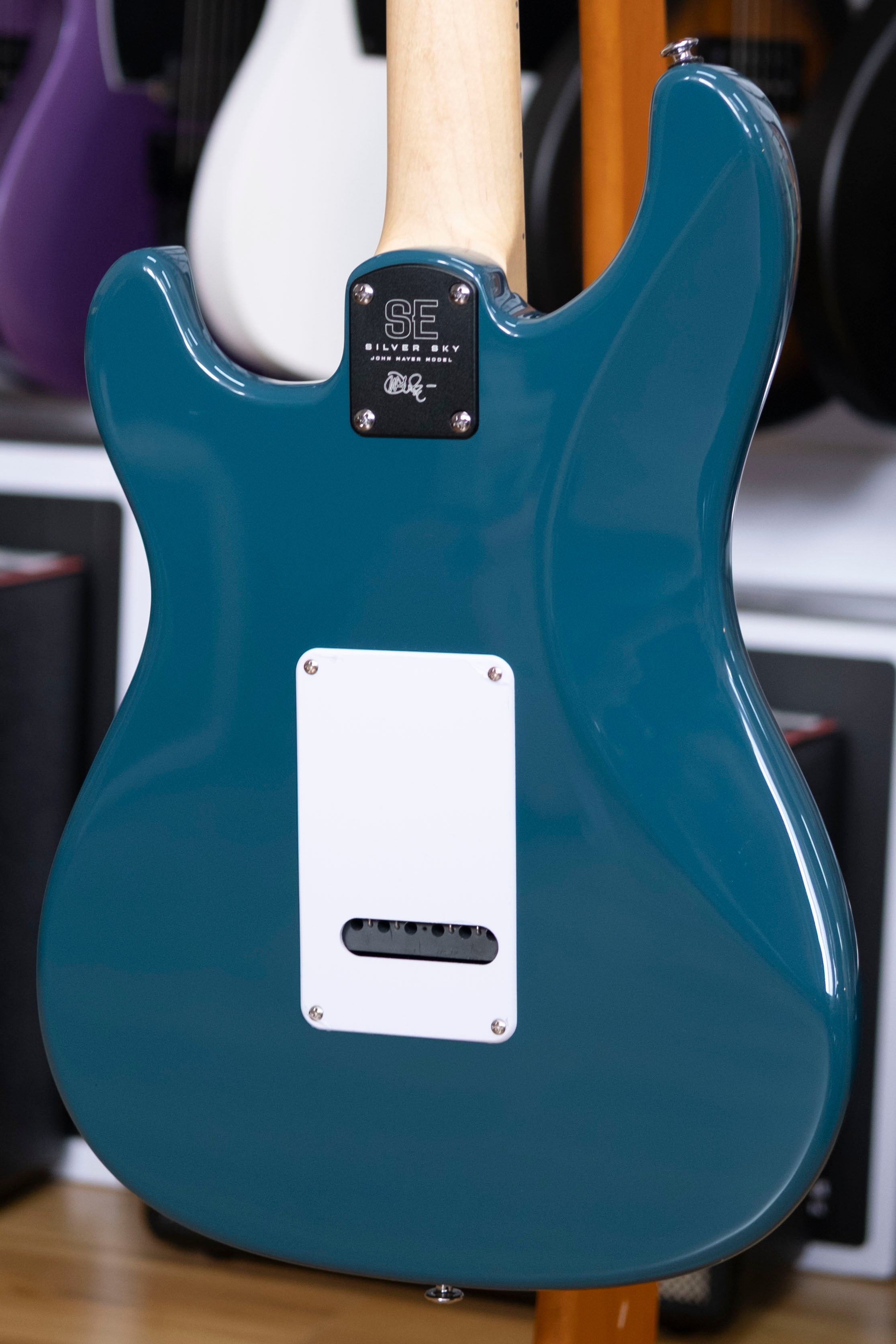 PRS SE Silver Sky Maple Electric Guitar with Gig Bag (Nylon Blue) (Pre-Owned)