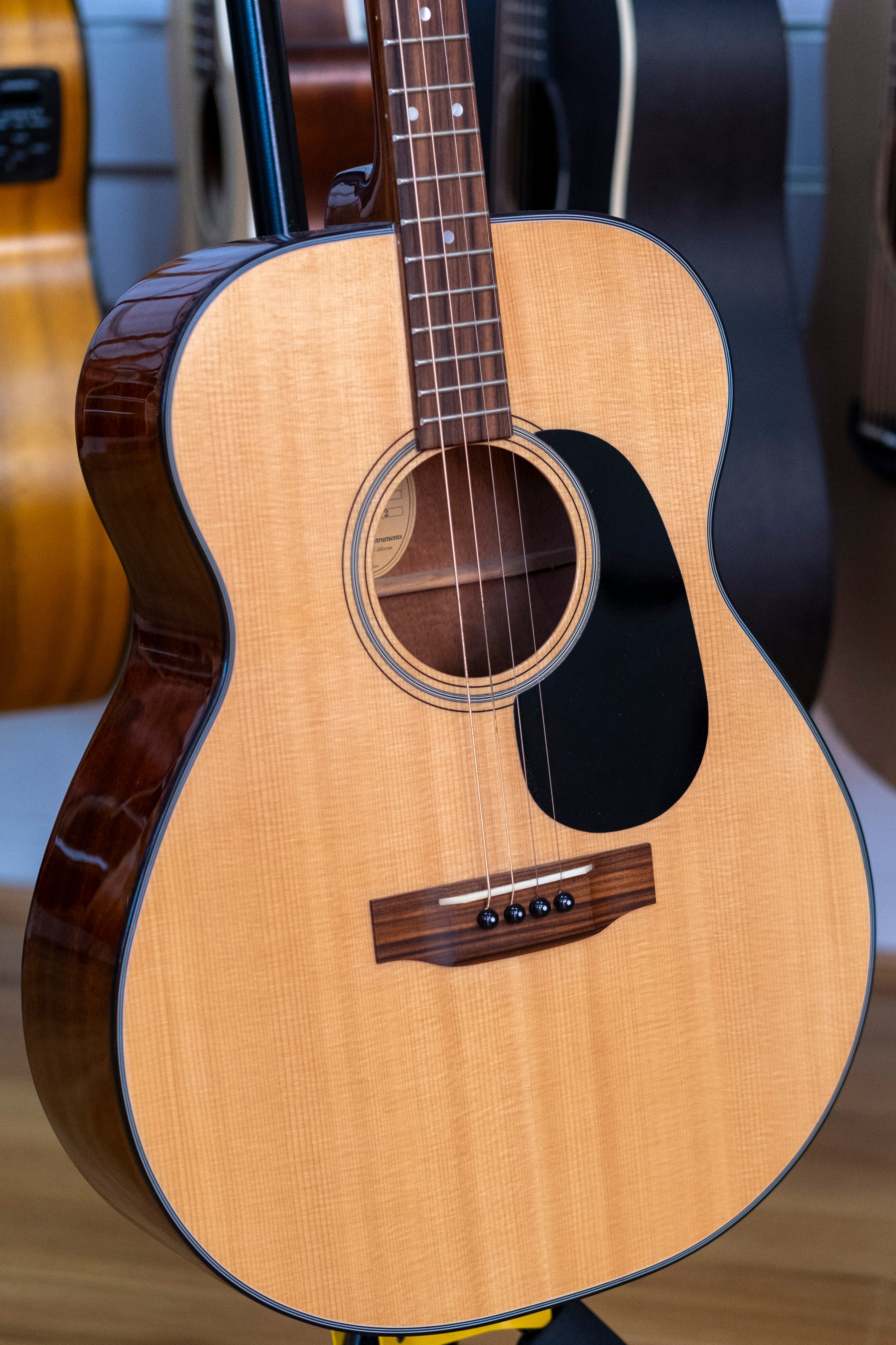 Blueridge BR-40T Tenor Guitar with Hardcase