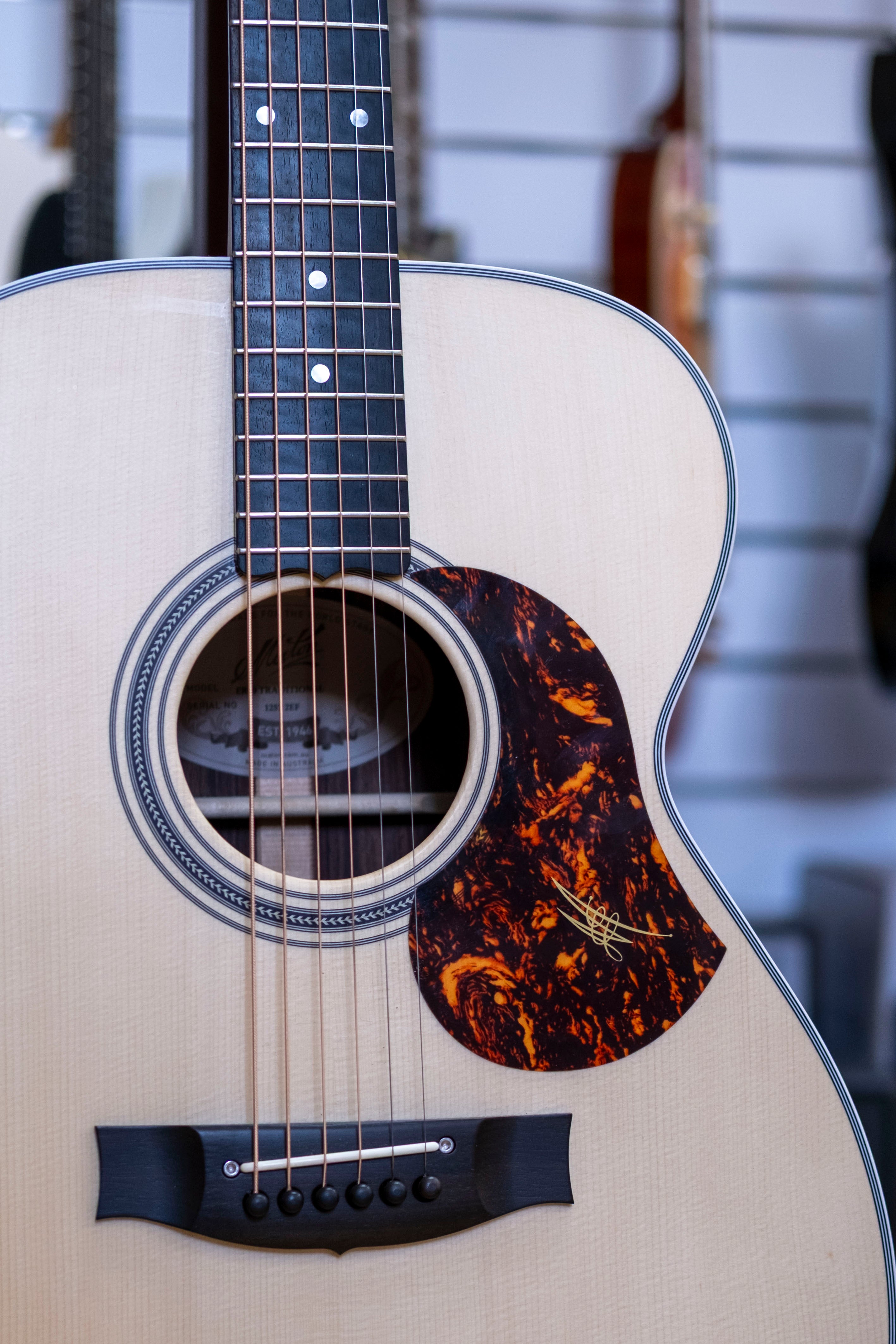 Maton ER90 Traditional Acoustic Electric Guitar with Hardcase (Pre-Owned)