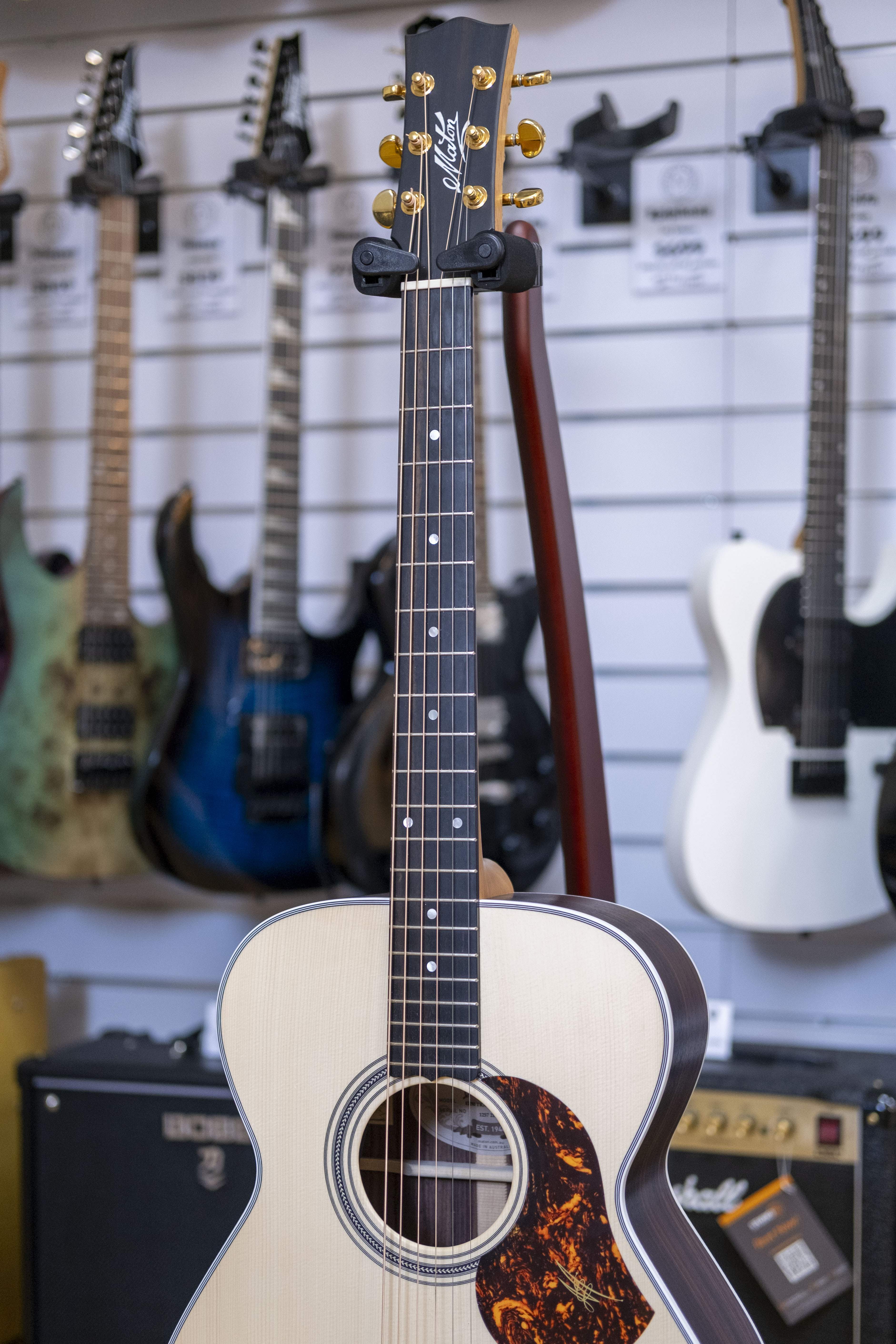 Maton ER90 Traditional Acoustic Electric Guitar with Hardcase (Pre-Owned)