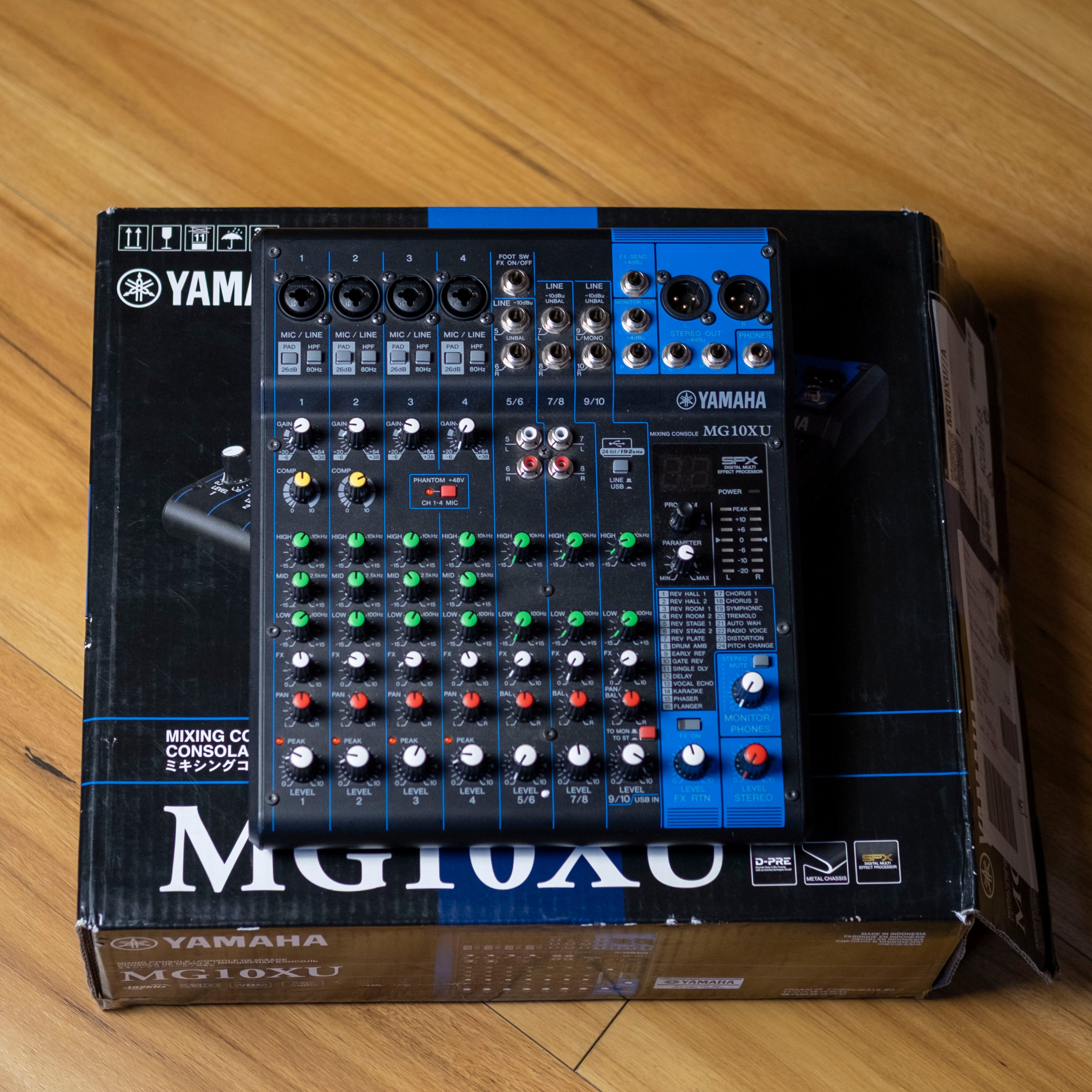 Yamaha MG10XU 10-Channel Mixer (Pre-Owned)