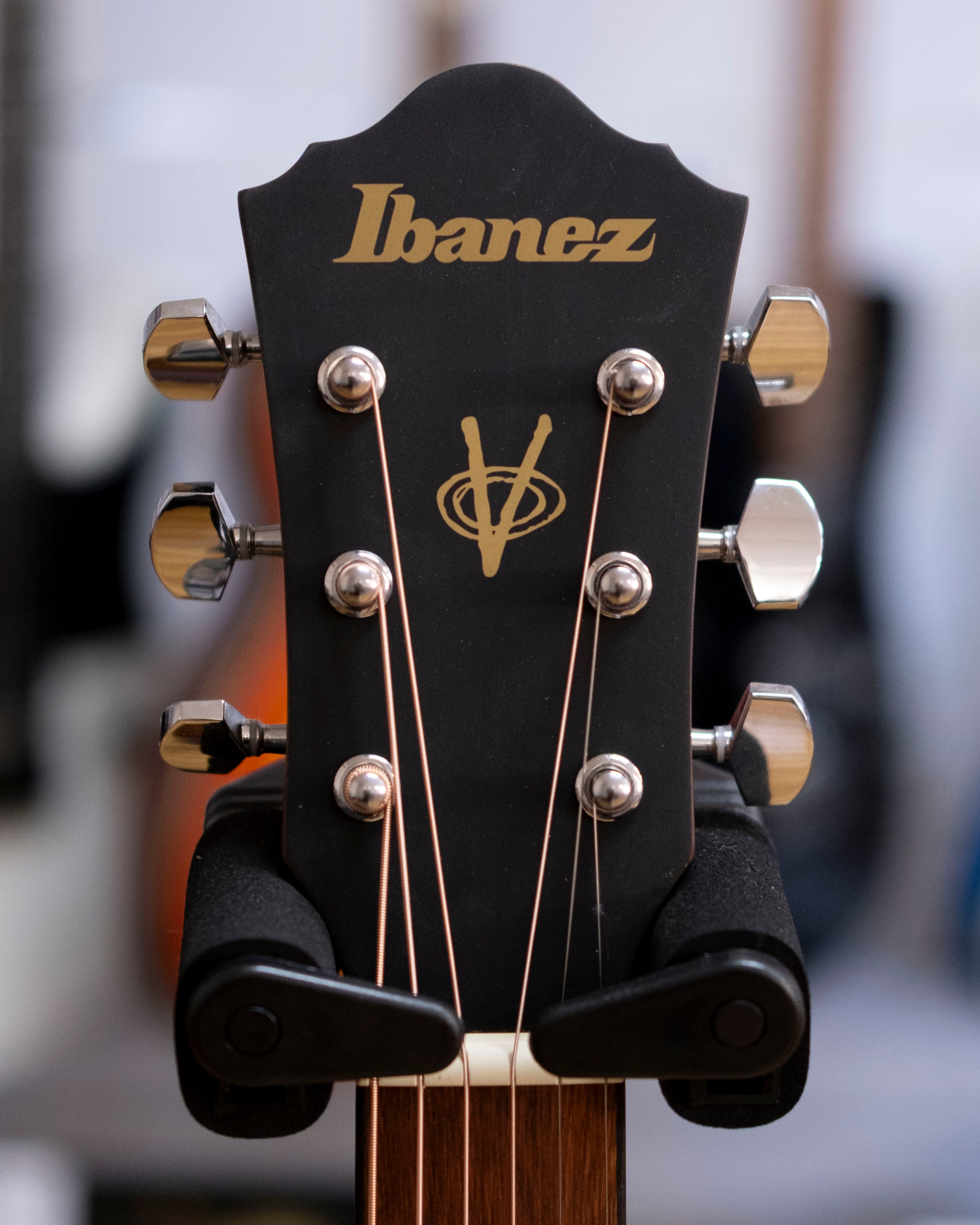 Ibanez V44MINI V Series Mini Acoustic Guitar (Open Pore Natural)