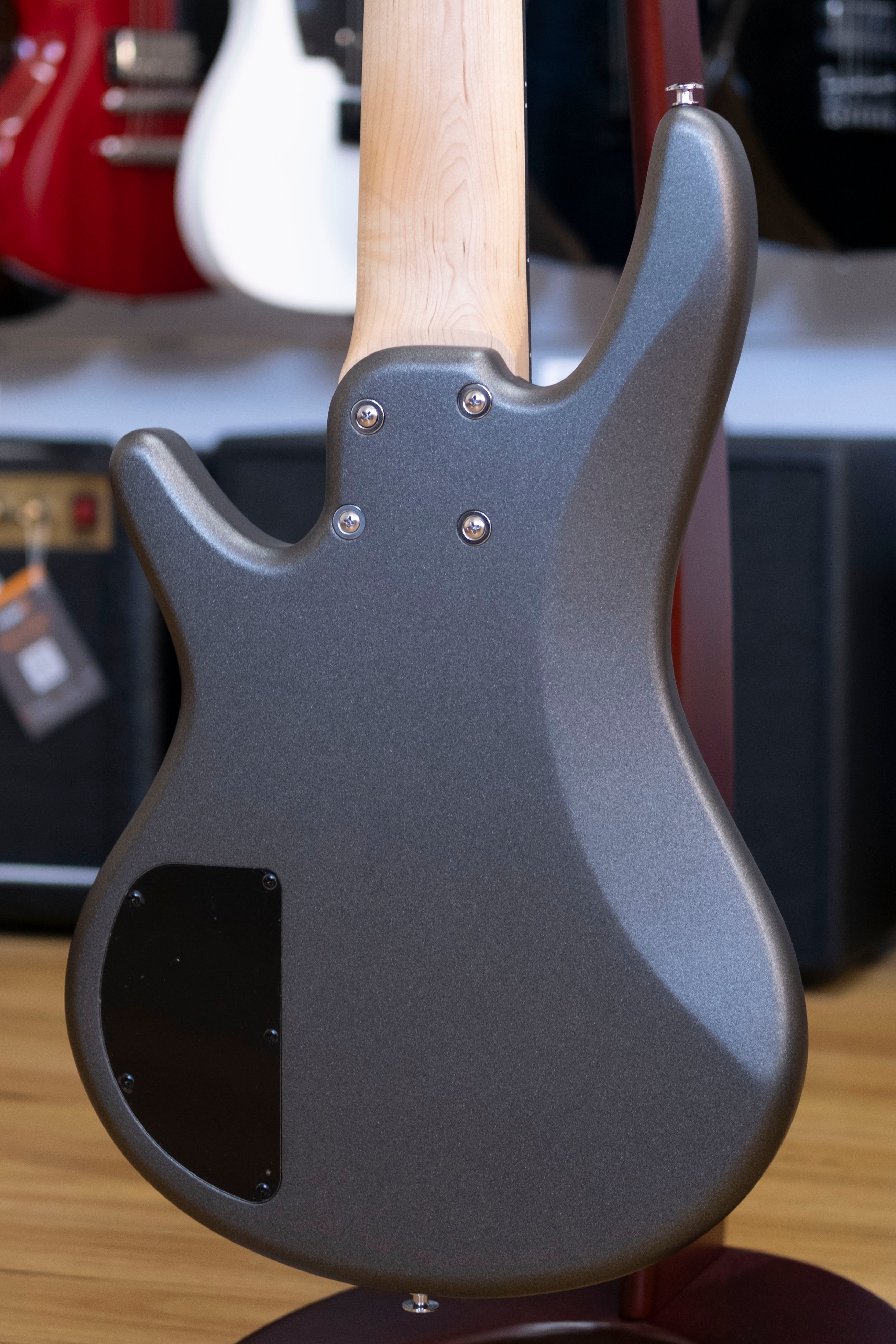 Ibanez GSR186 Soundgear Gio 6-String Bass Guitar (Tungsten Matte)