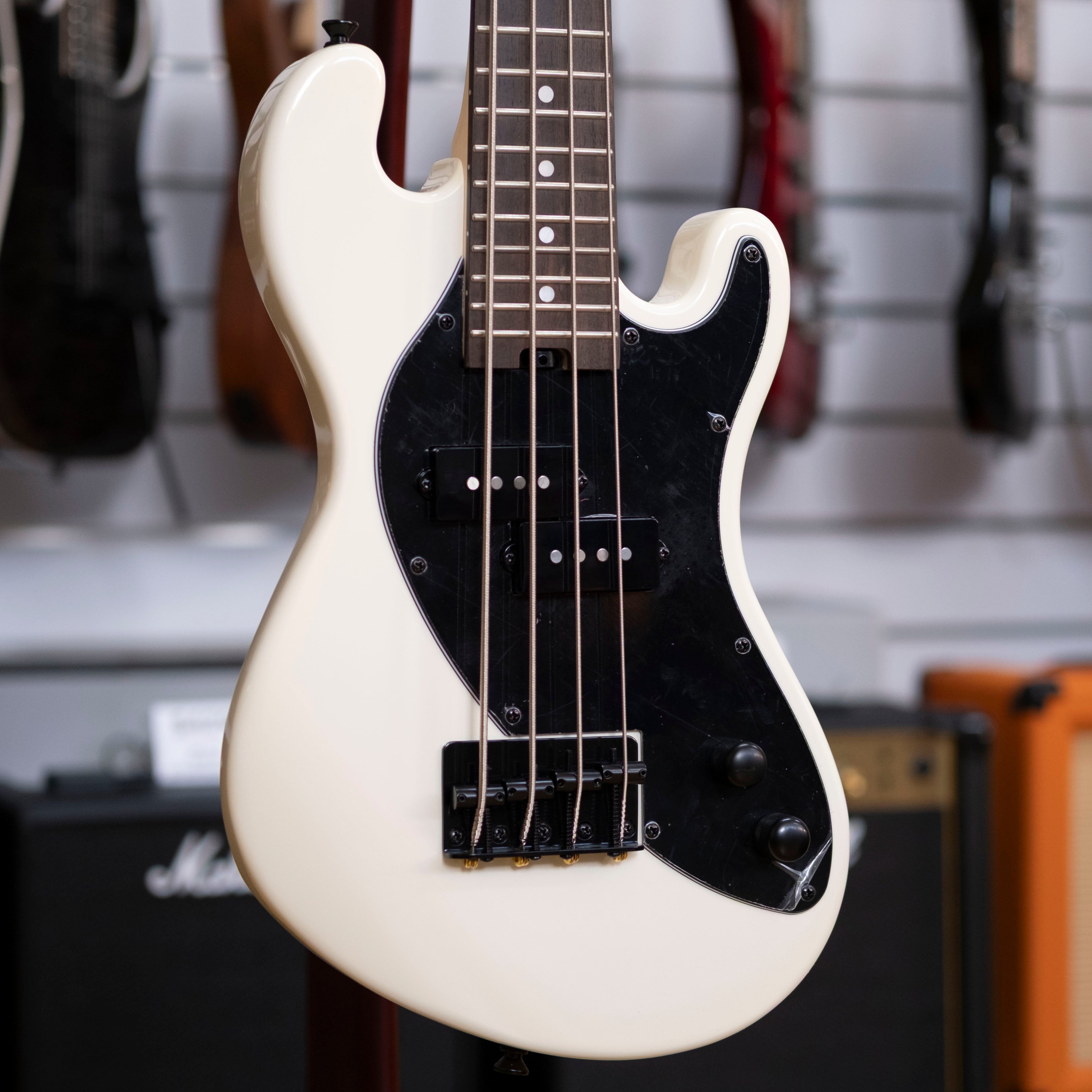Kala Solid Body U-Bass Bass Guitar (Cream)