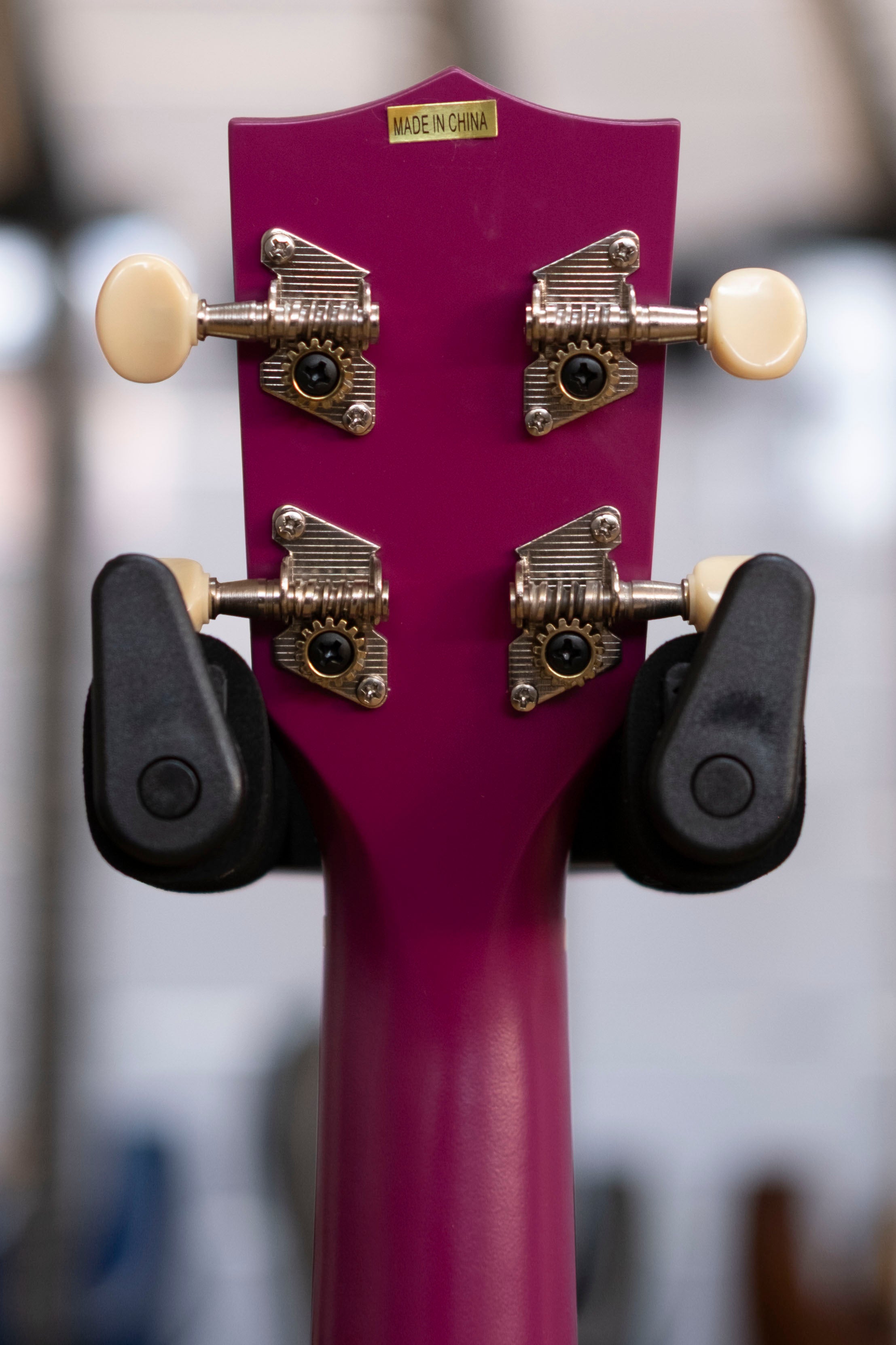 Kala Ukadelic Soprano Ukulele (Dragonfruit)