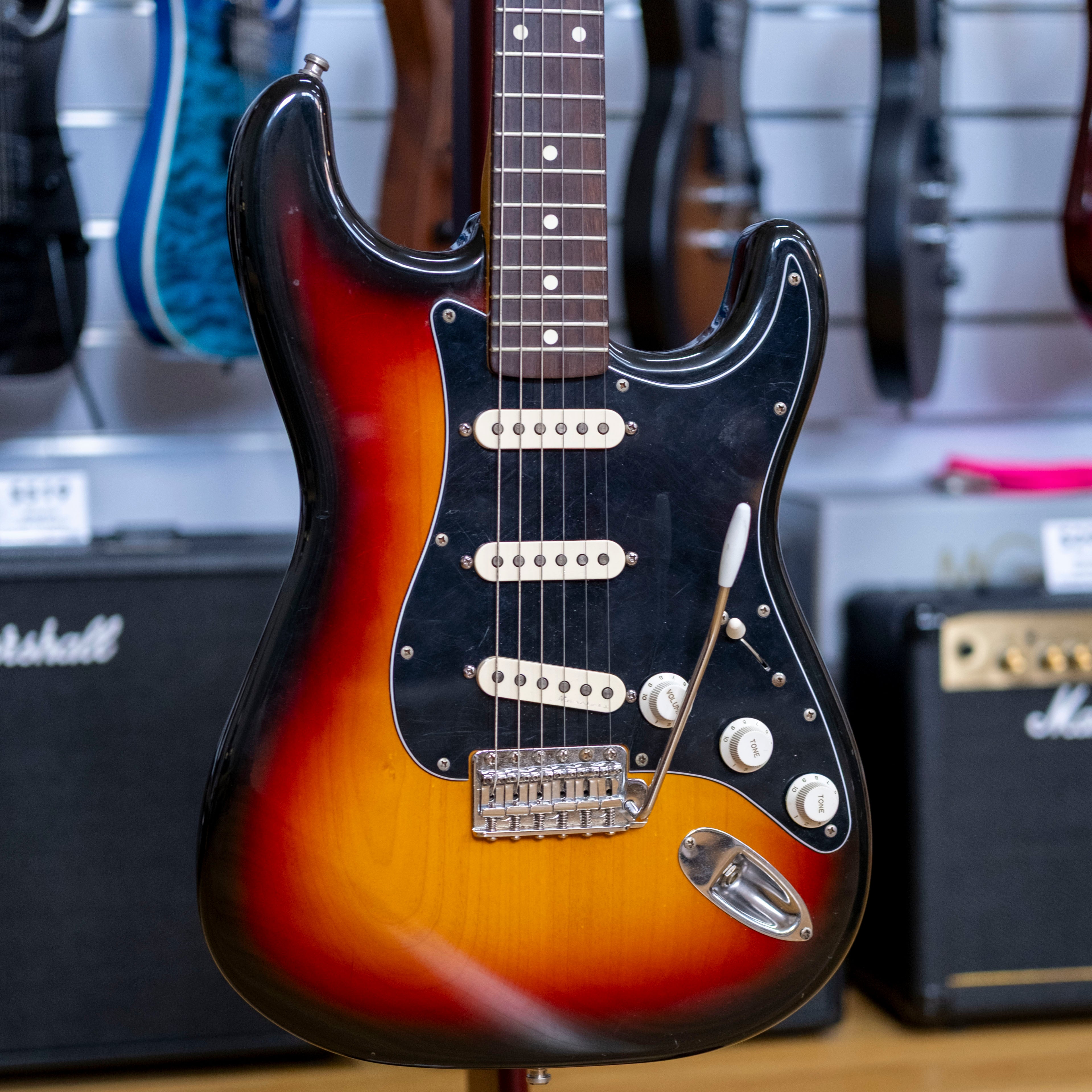 Bill Lawrence Challenger II Black '62 Electric Guitar (3-Tone Sunburst) (Pre-Owned, 1981 MIJ)