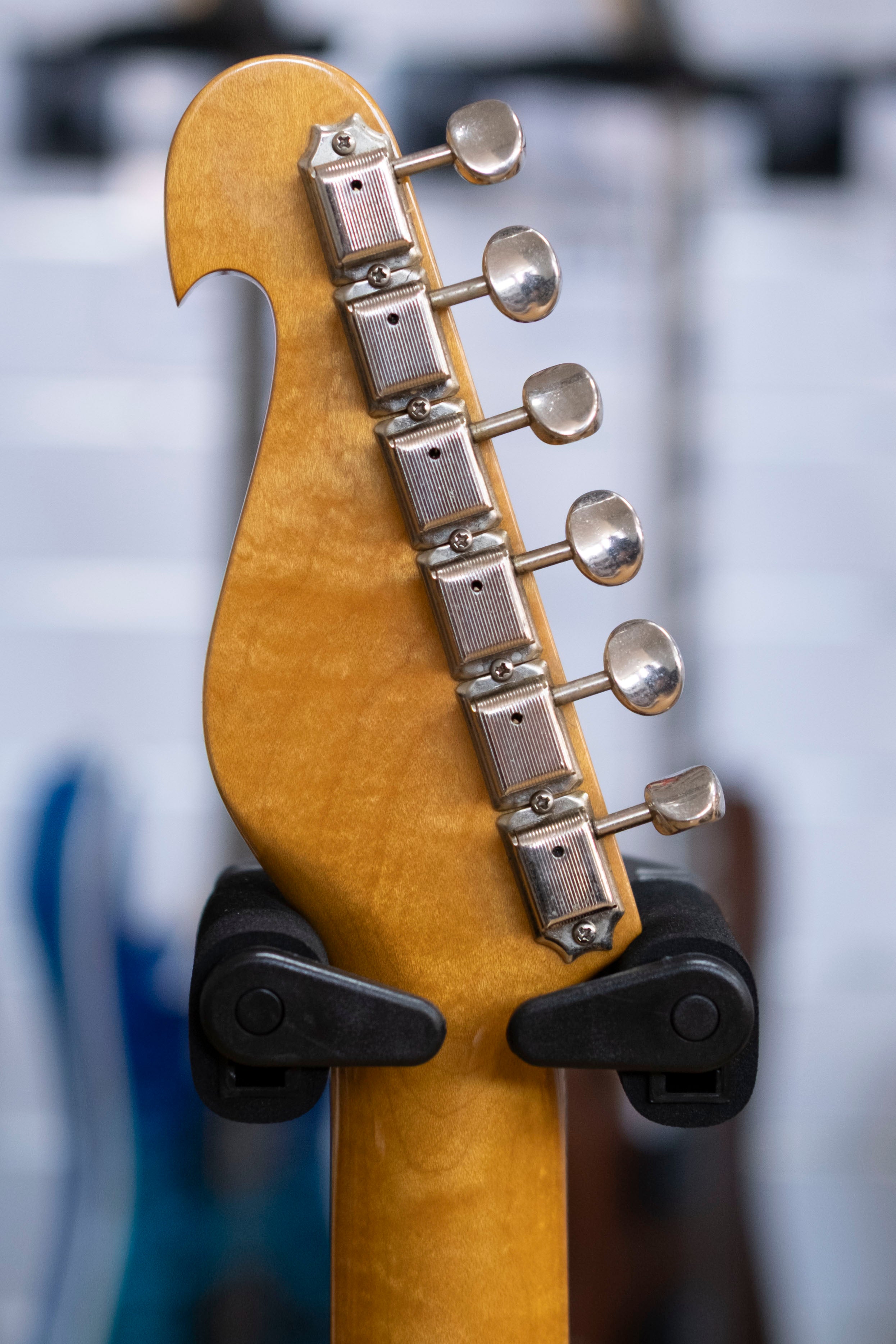 Bill Lawrence Challenger II Black '62 Electric Guitar (3-Tone Sunburst) (Pre-Owned, 1981 MIJ)