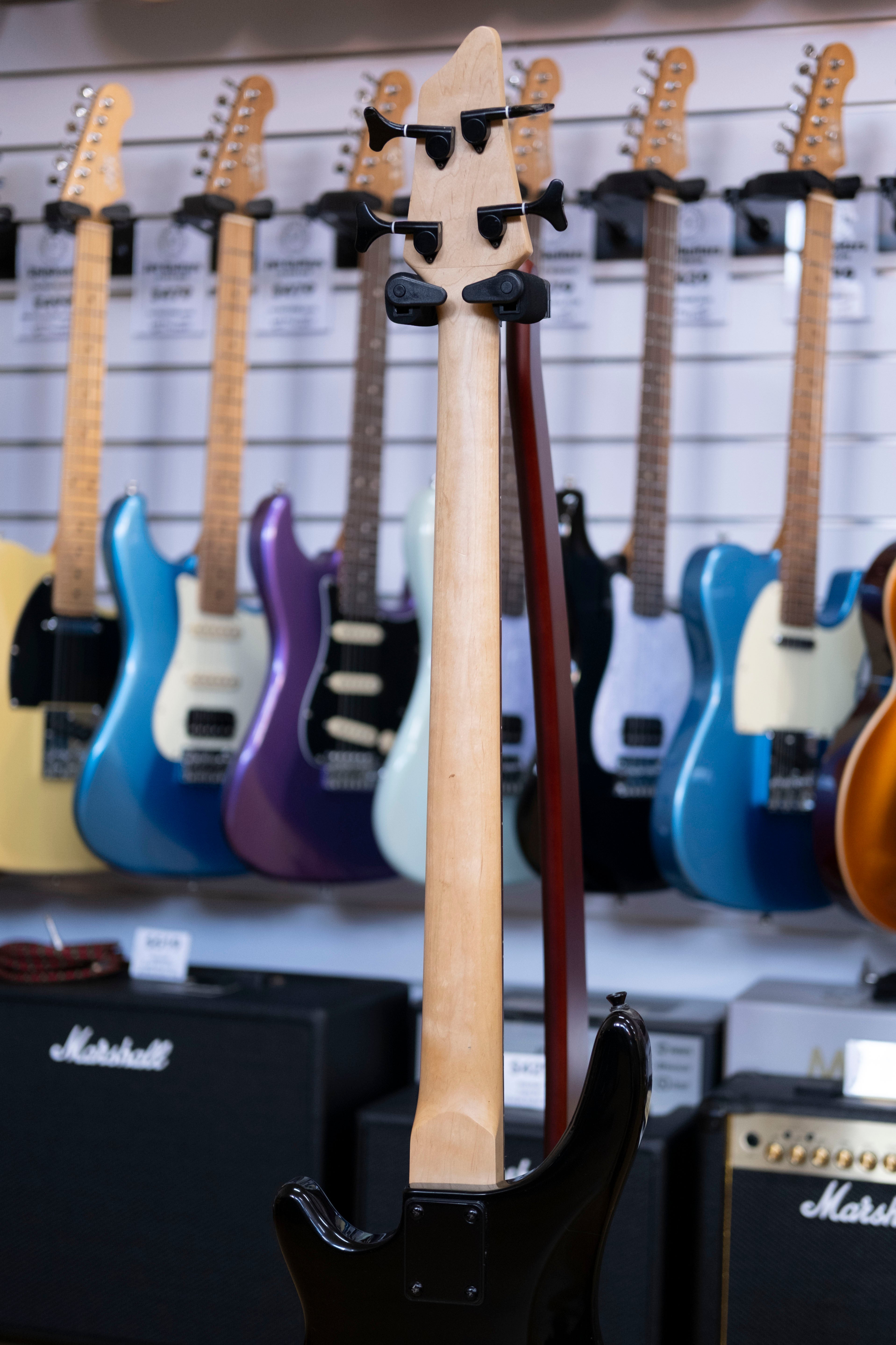 Freedom Bass Guitar (Black) (Pre-Owned)