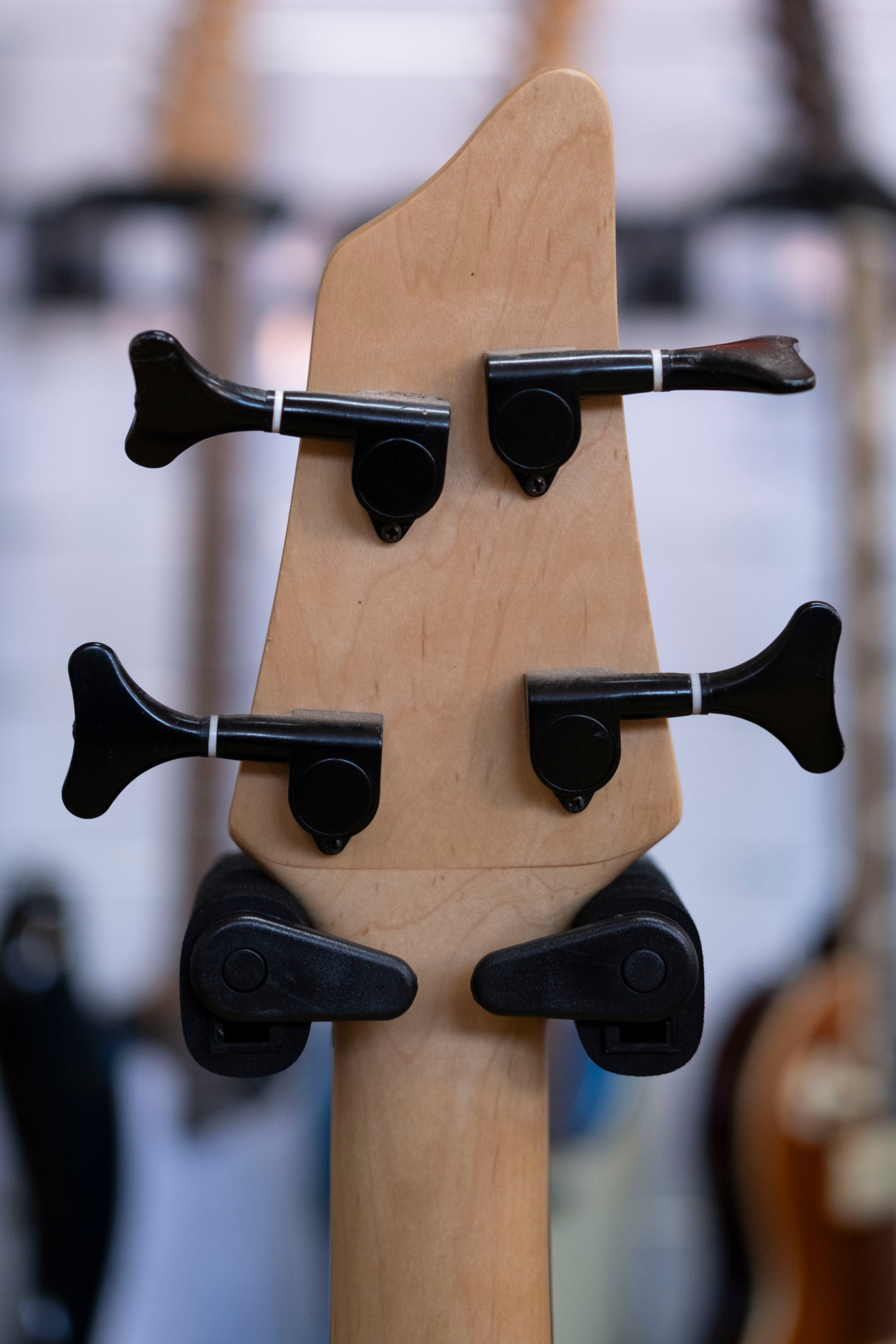 Freedom Bass Guitar (Black) (Pre-Owned)