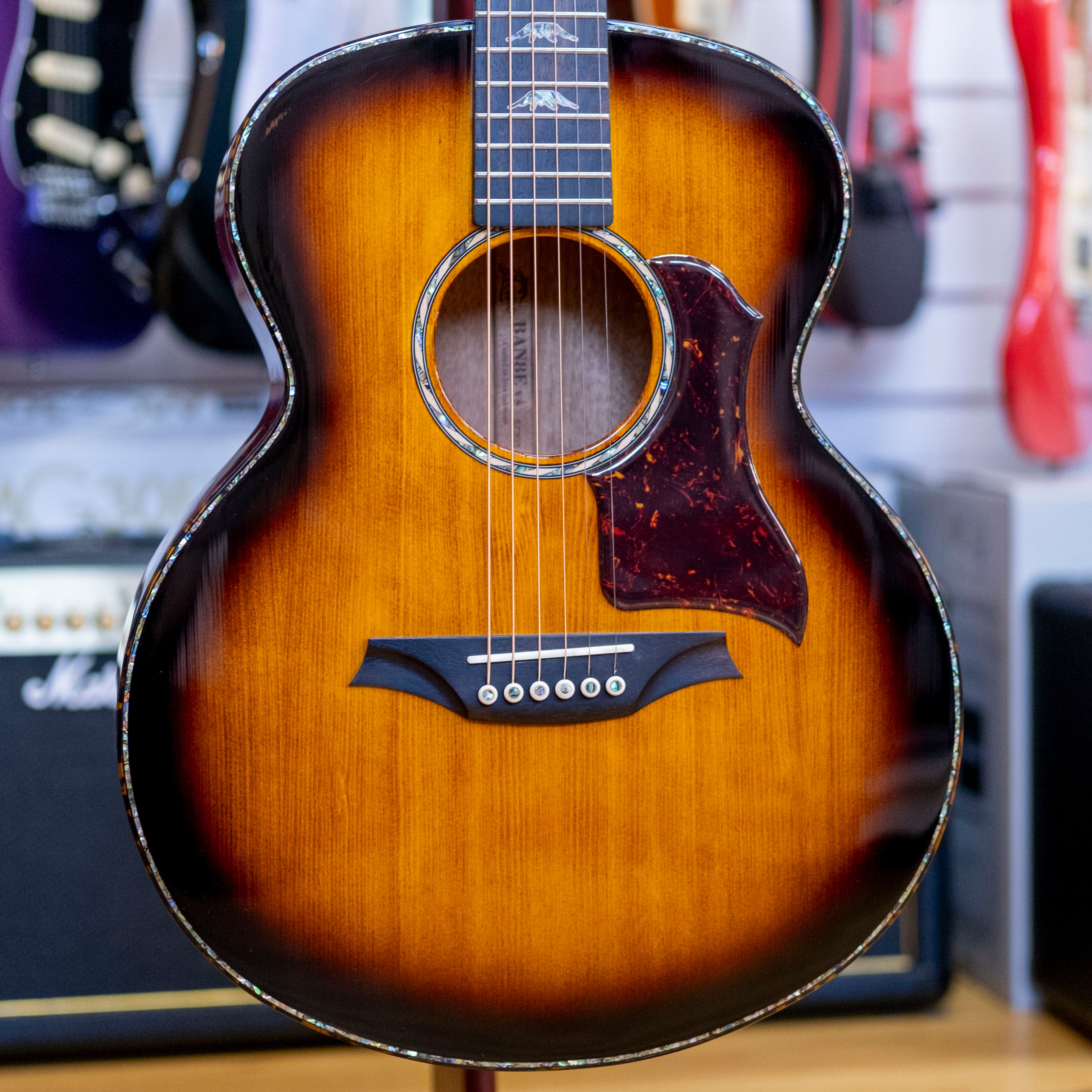Bromo Denali Mini Jumbo Acoustic Electric Guitar (Solid Spruce Top/Flamed Okoume)