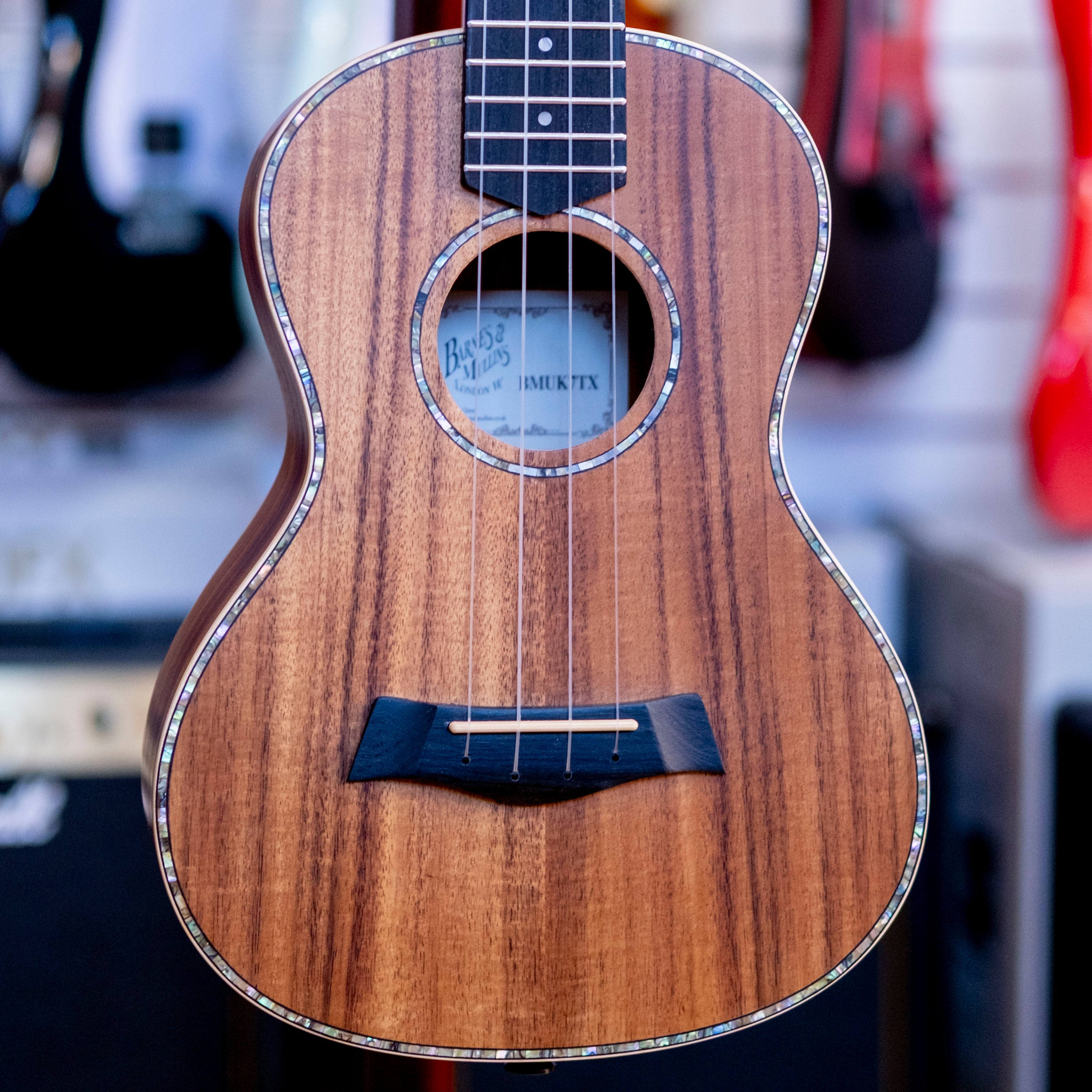 Barnes & Mullins Tenor Ukulele (Koa)