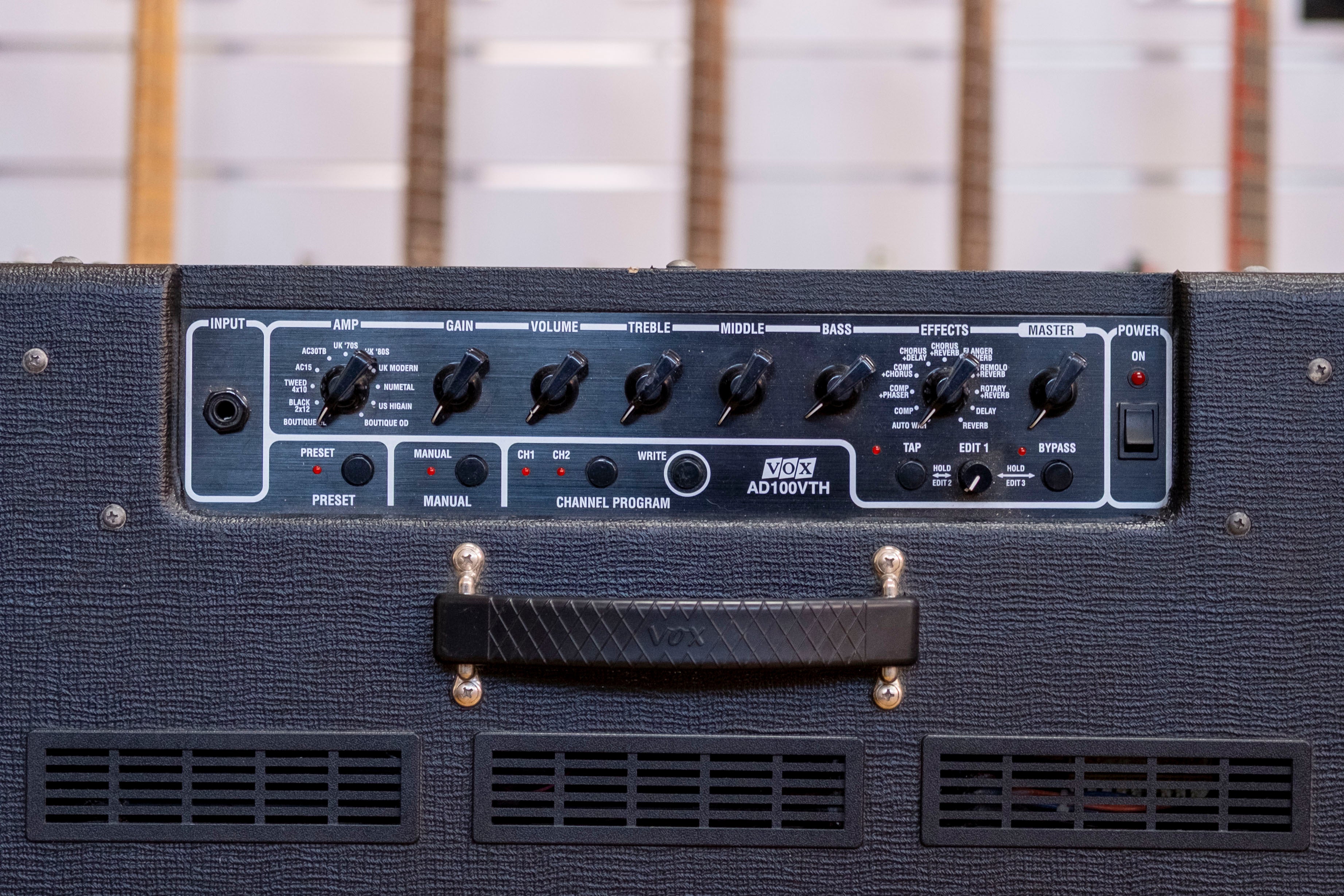 Vox AD100VTH 100-Watt Head and Vox 4x12" Speaker Cabinet with Footswitch (Pre-Owned)