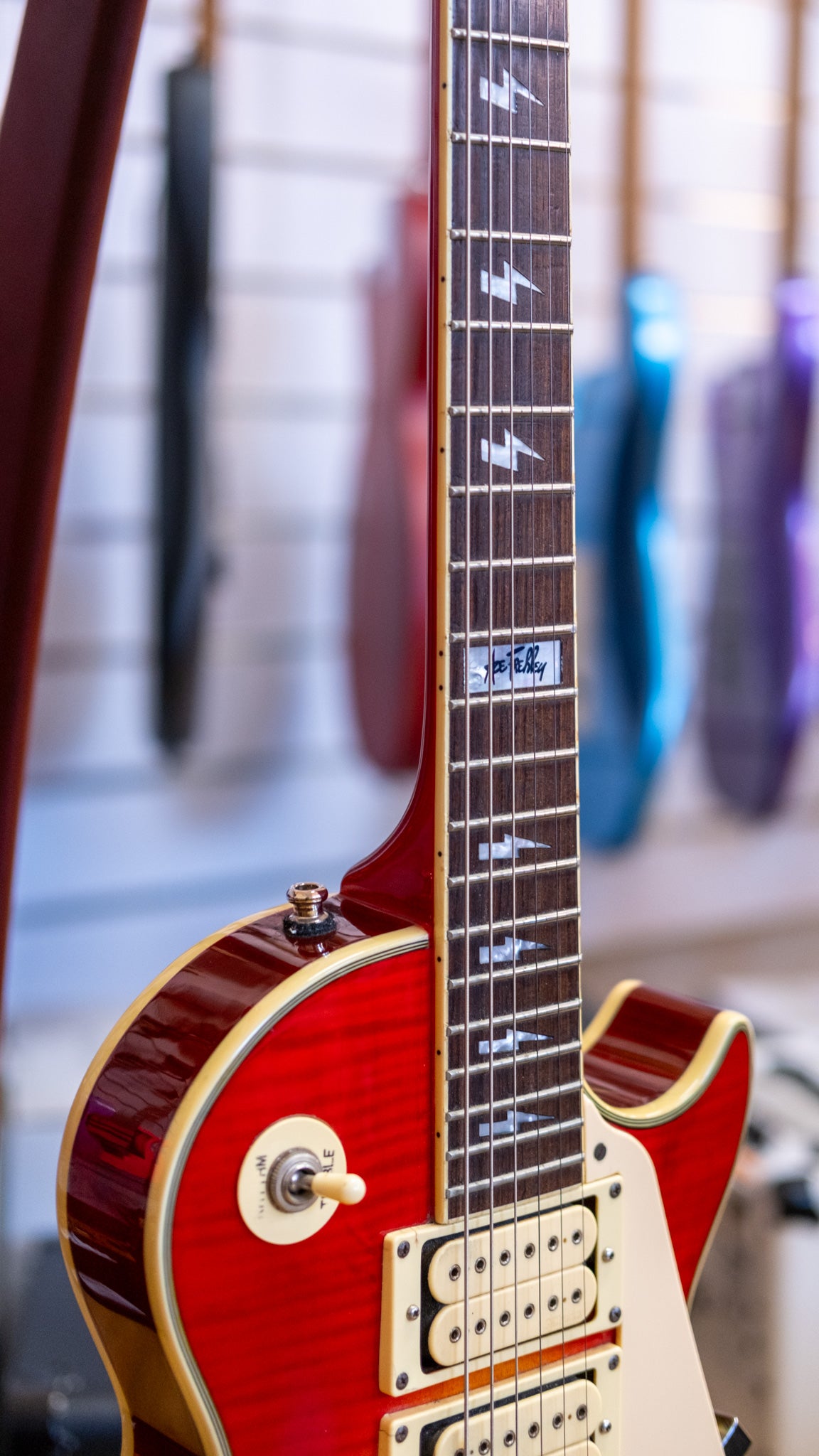 Epiphone Ace Frehley Les Paul Electric Guitar (Heritage Cherry Sunburst) (Pre-Owned, 2004 MIK)