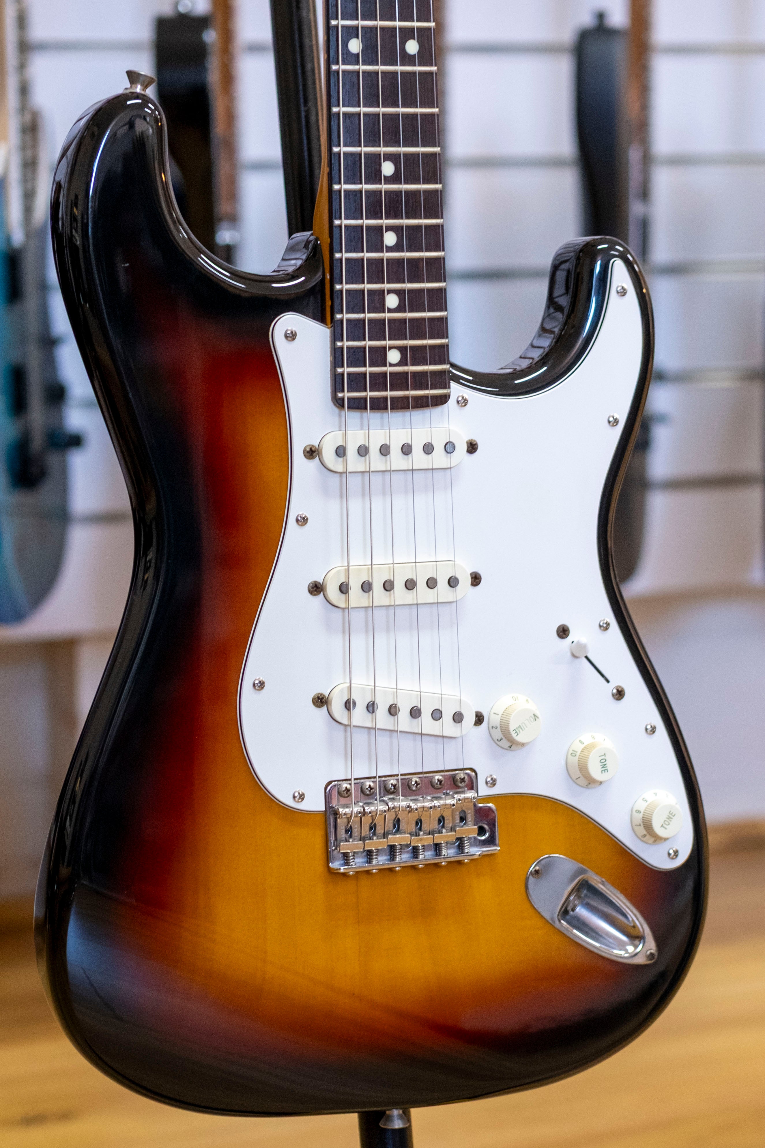 History SZ-1S Electric Guitar (Sunburst) (Pre-Owned, 2004 MIJ)