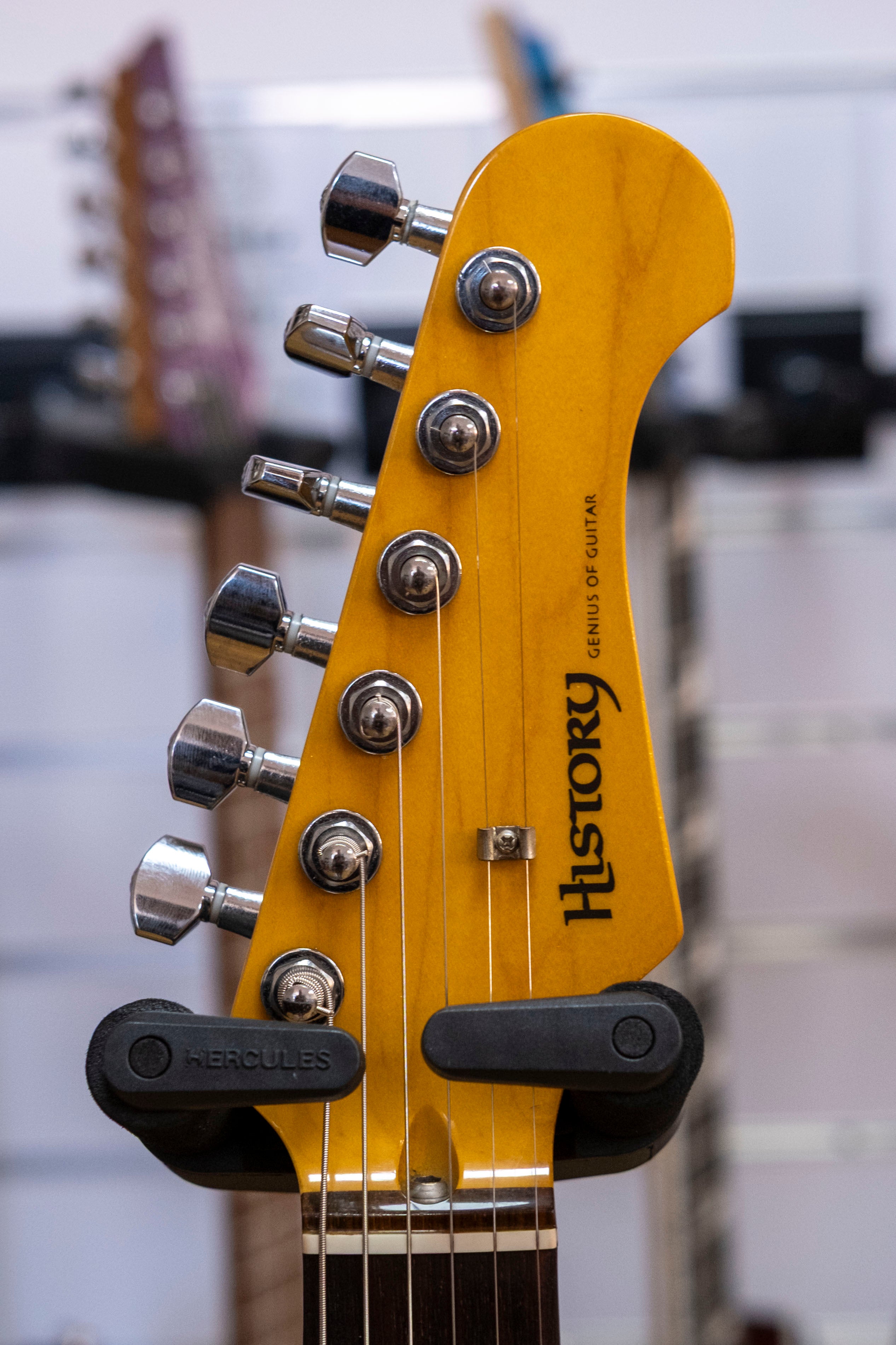 History SZ-1S Electric Guitar (Sunburst) (Pre-Owned, 2004 MIJ)