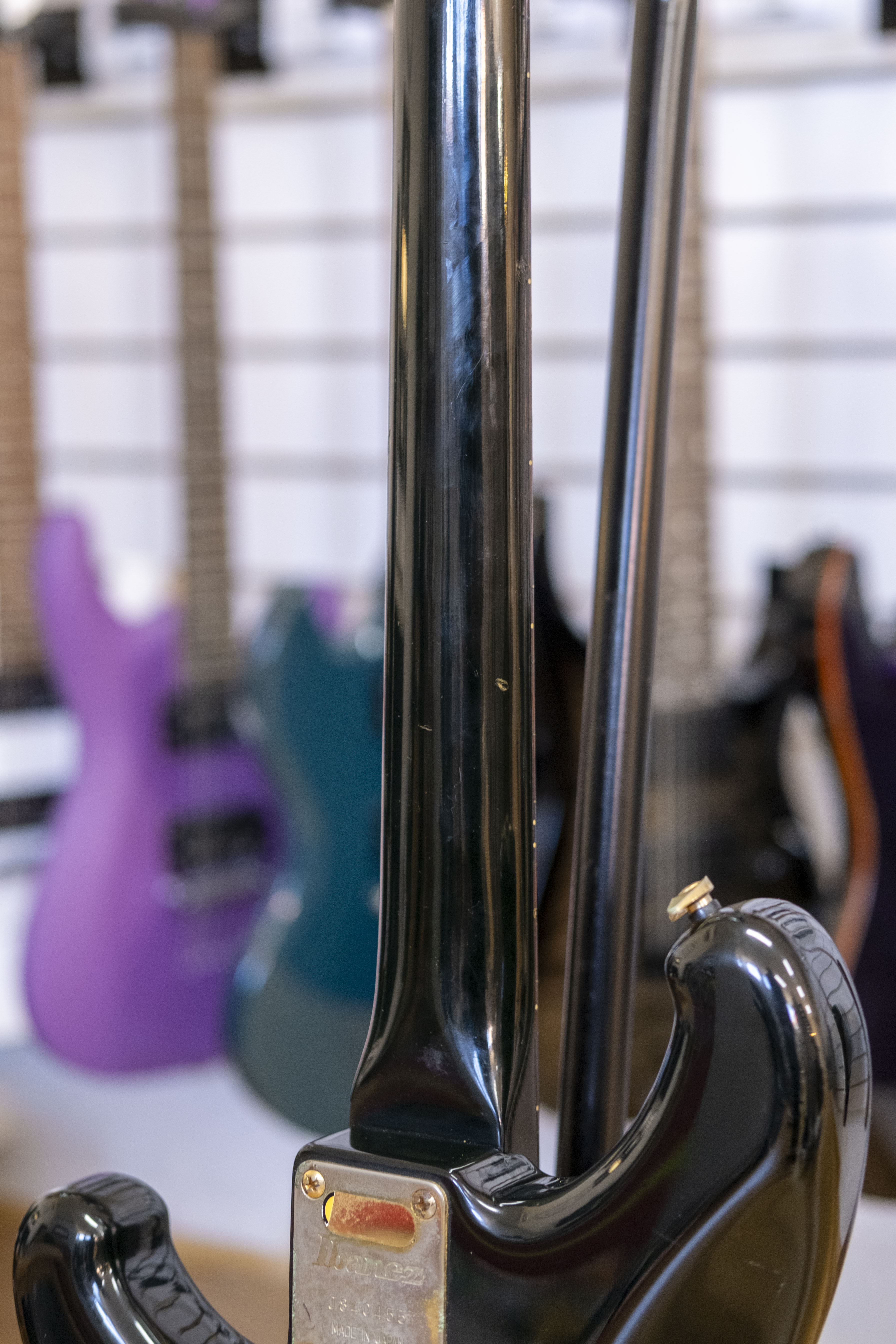 Ibanez RS520 Roadstar II Deluxe Electric Guitar (Black) (Pre-Owned, 1984 MIJ)