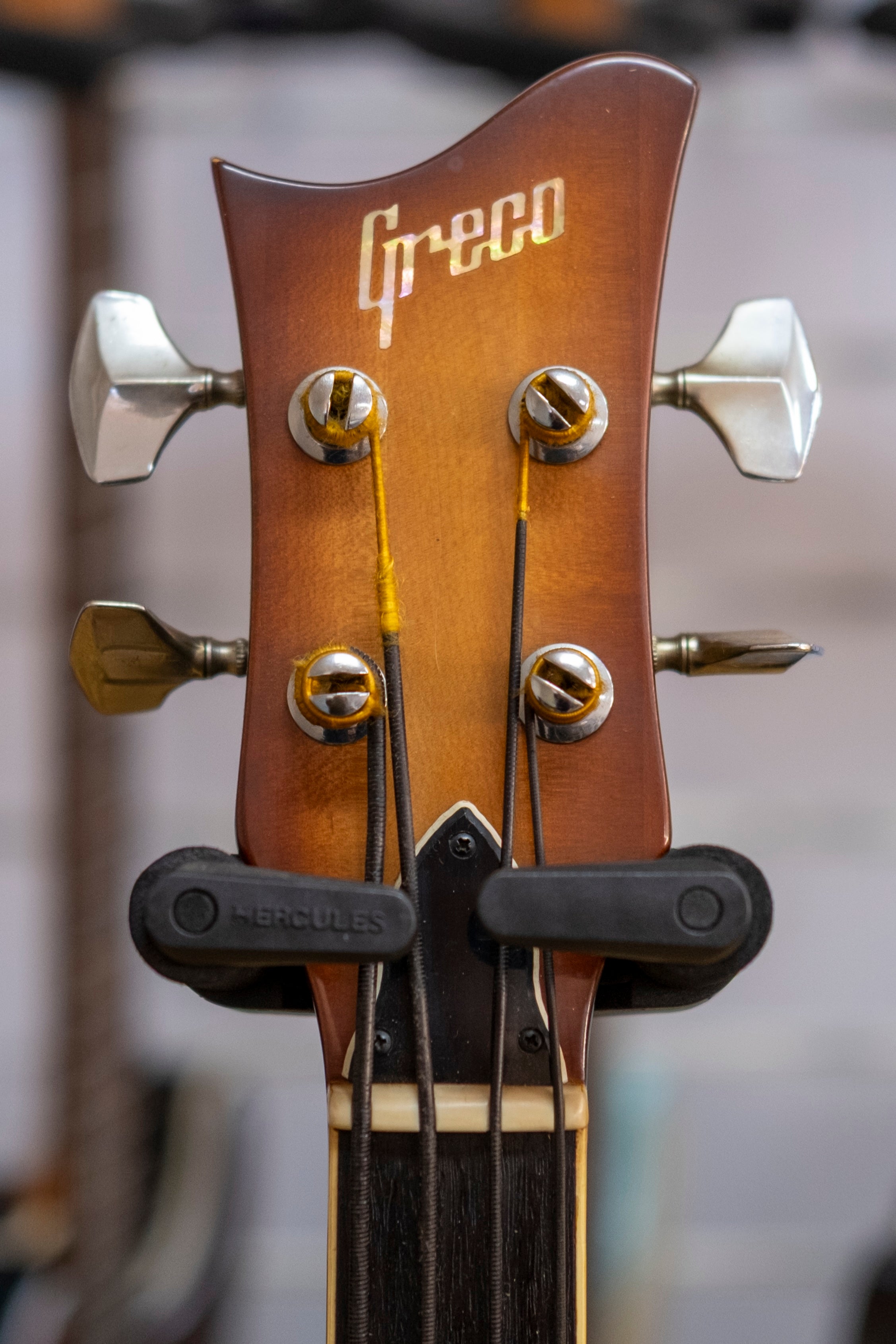 Greco VB-500 'Beatle Bass' Bass Guitar (Honey Burst) (Pre-Owned, 1977 MIJ)